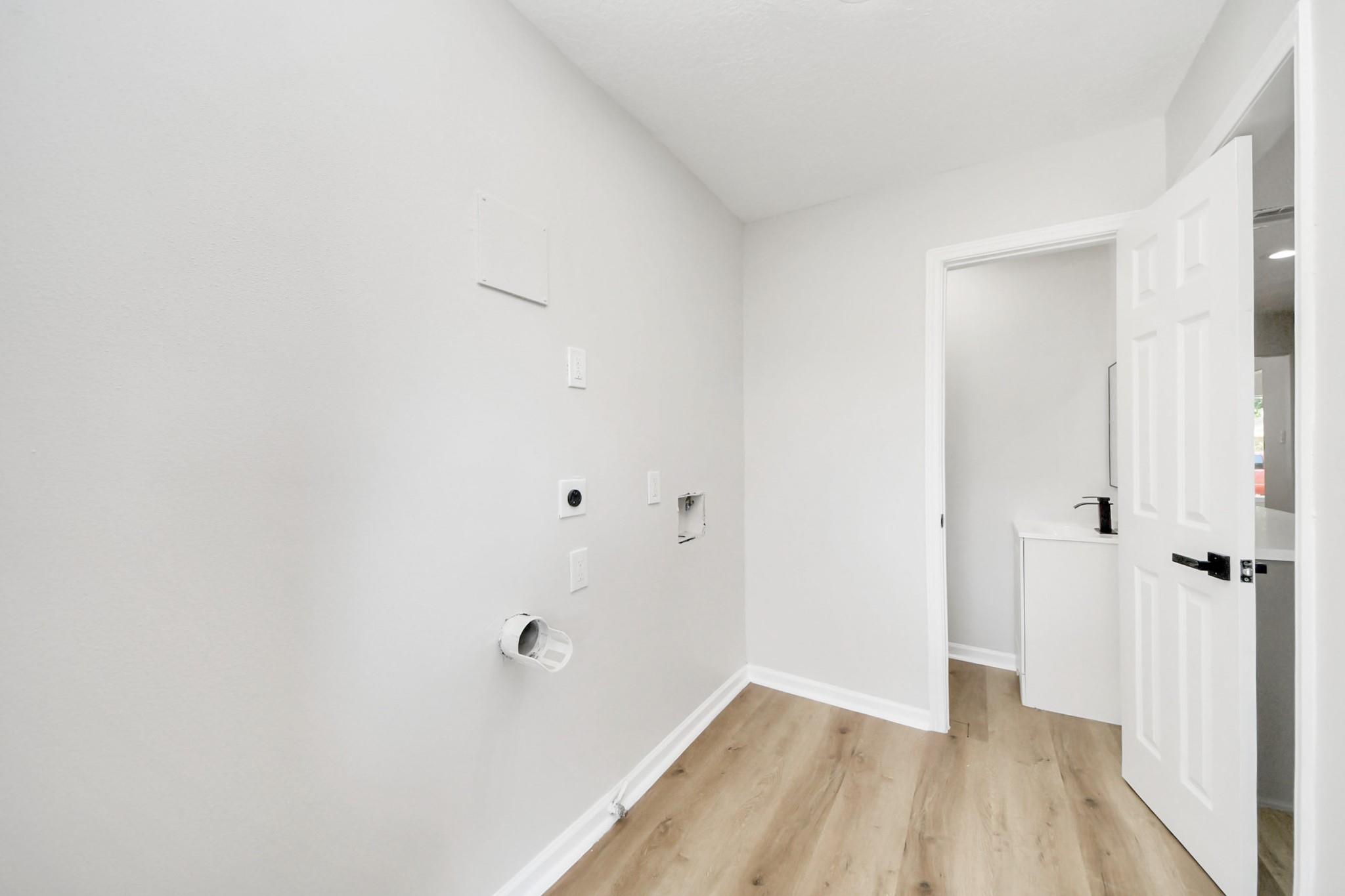 6015 Mcknight Street, Houston Tx 77035 Property Photo 39