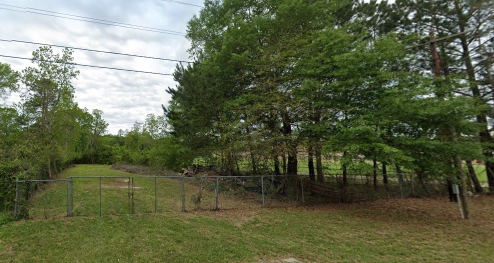 490 S Railroad Avenue Property Photo 1