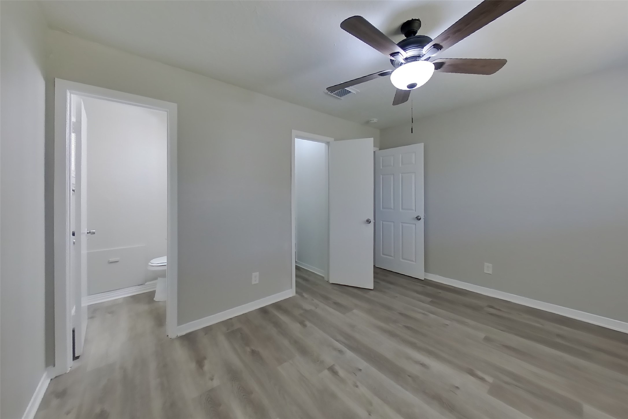 4427 Oakside Drive Property Photo 6