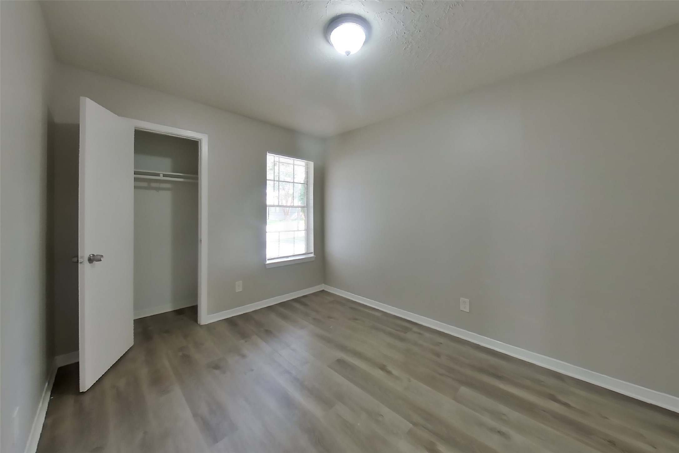 4427 Oakside Drive Property Photo 10