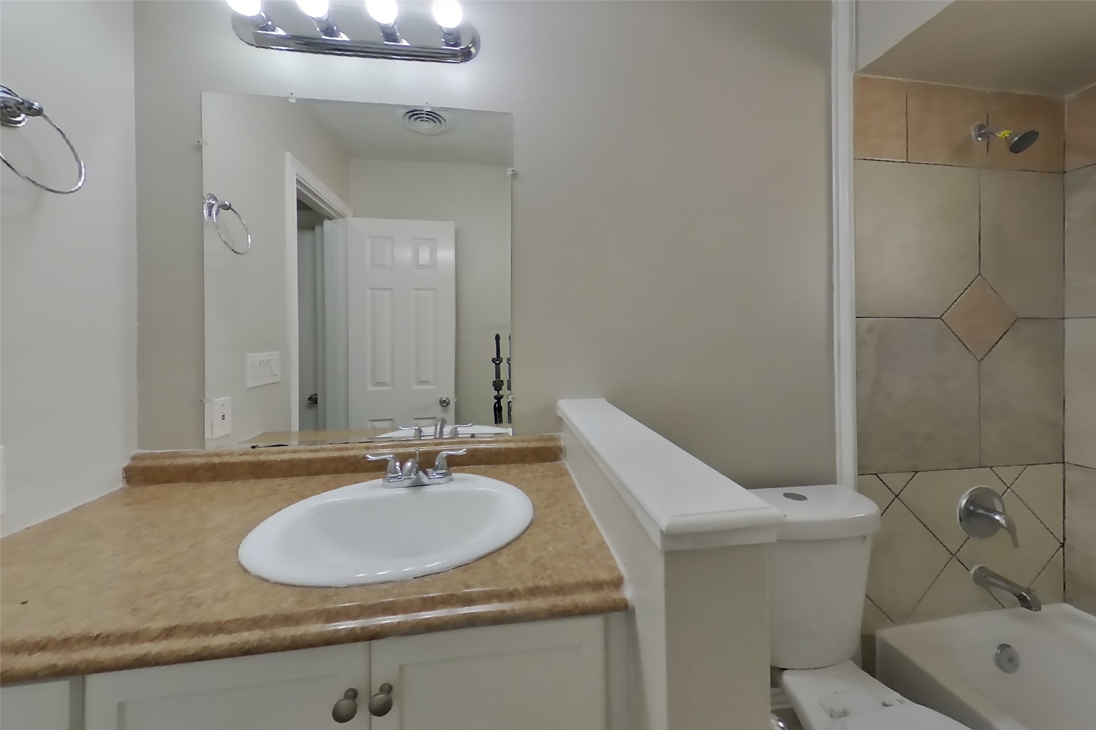 4427 Oakside Drive Property Photo 14
