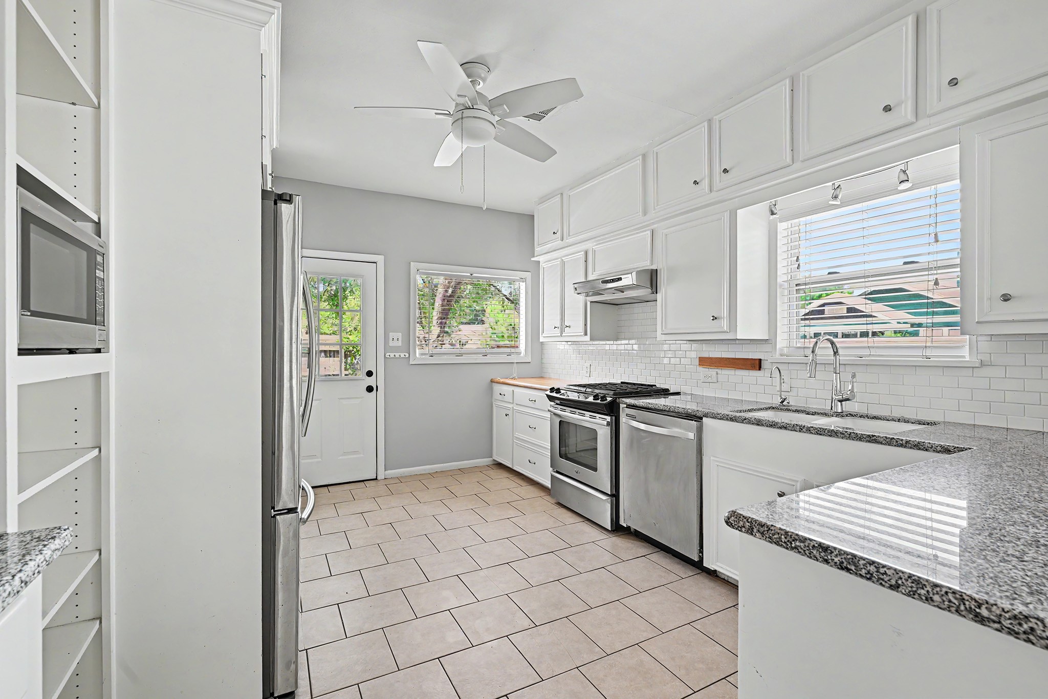 4035 Michaux Street Property Photo 9