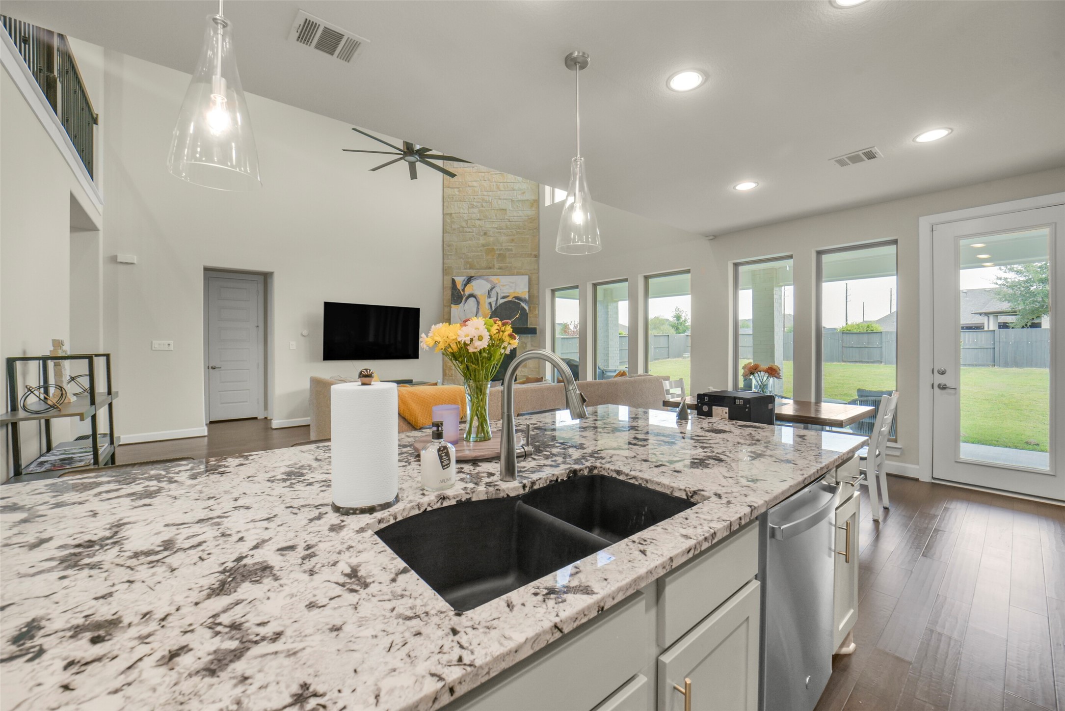 7119 Kinglet Court Property Photo 13