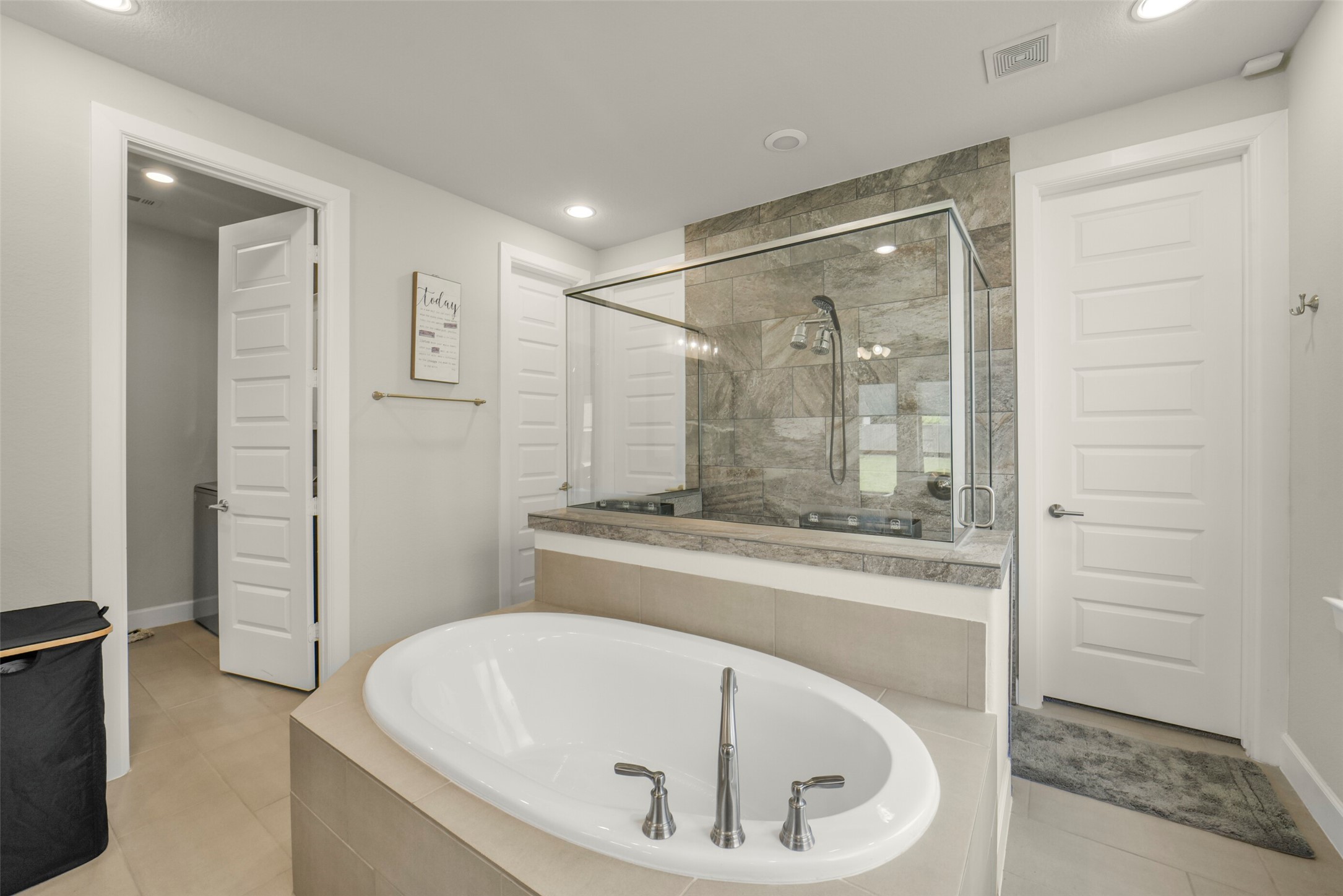 7119 Kinglet Court Property Photo 32