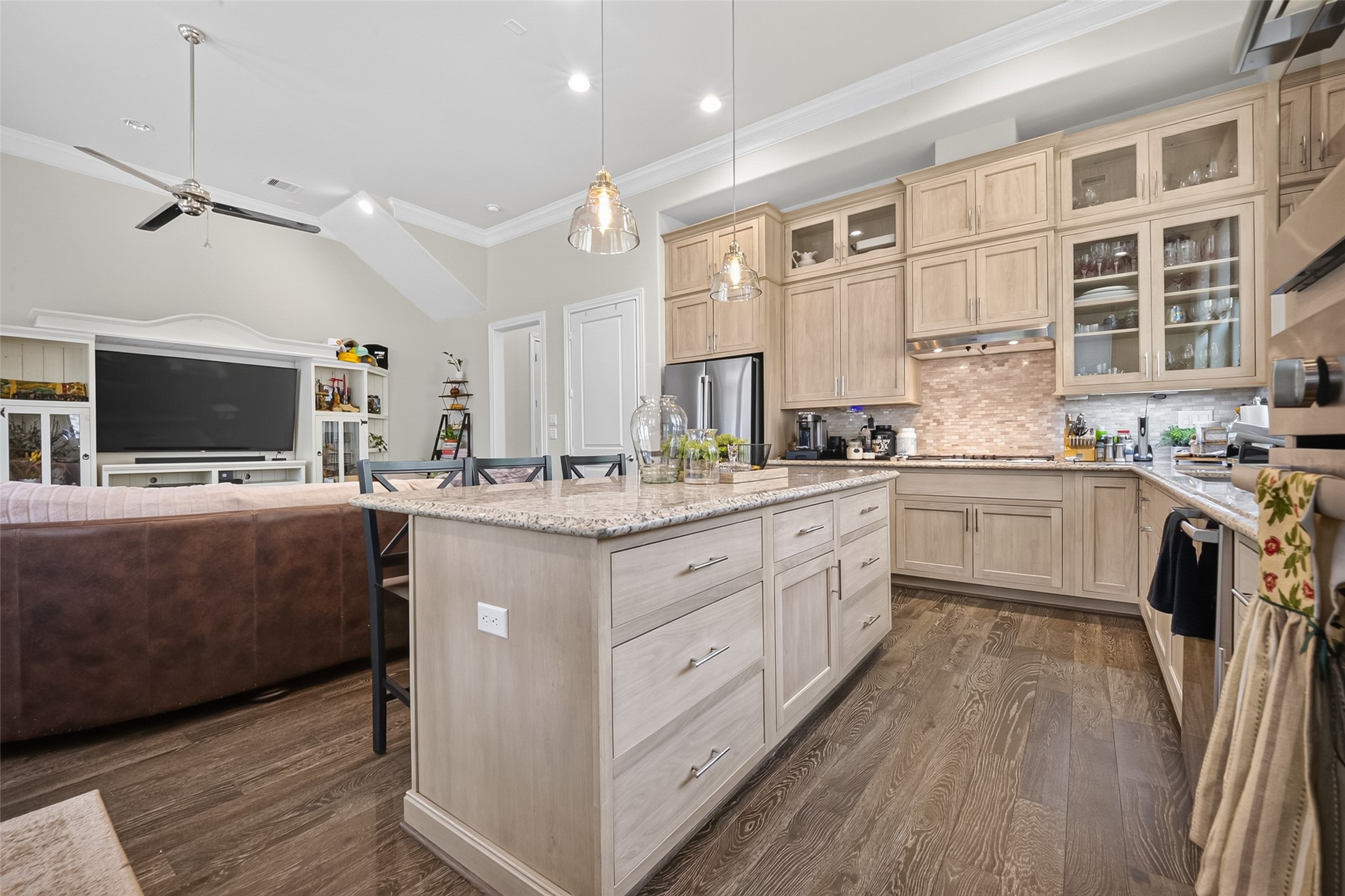 2703 Kinsley Oaks Drive Property Photo 15
