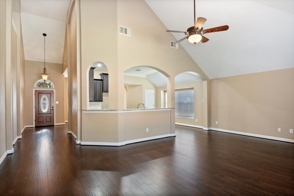 20518 Indian Grove Ln Property Photo 4