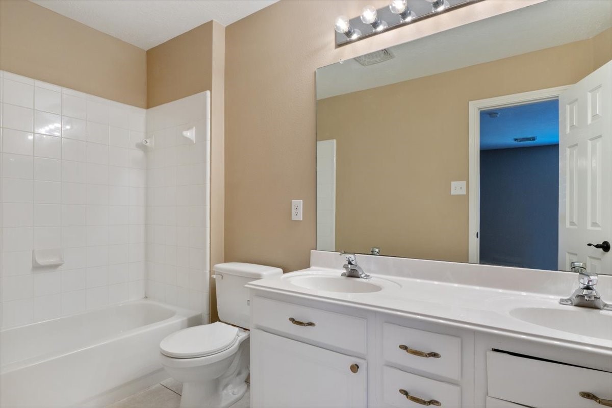 20518 Indian Grove Ln Property Photo 19
