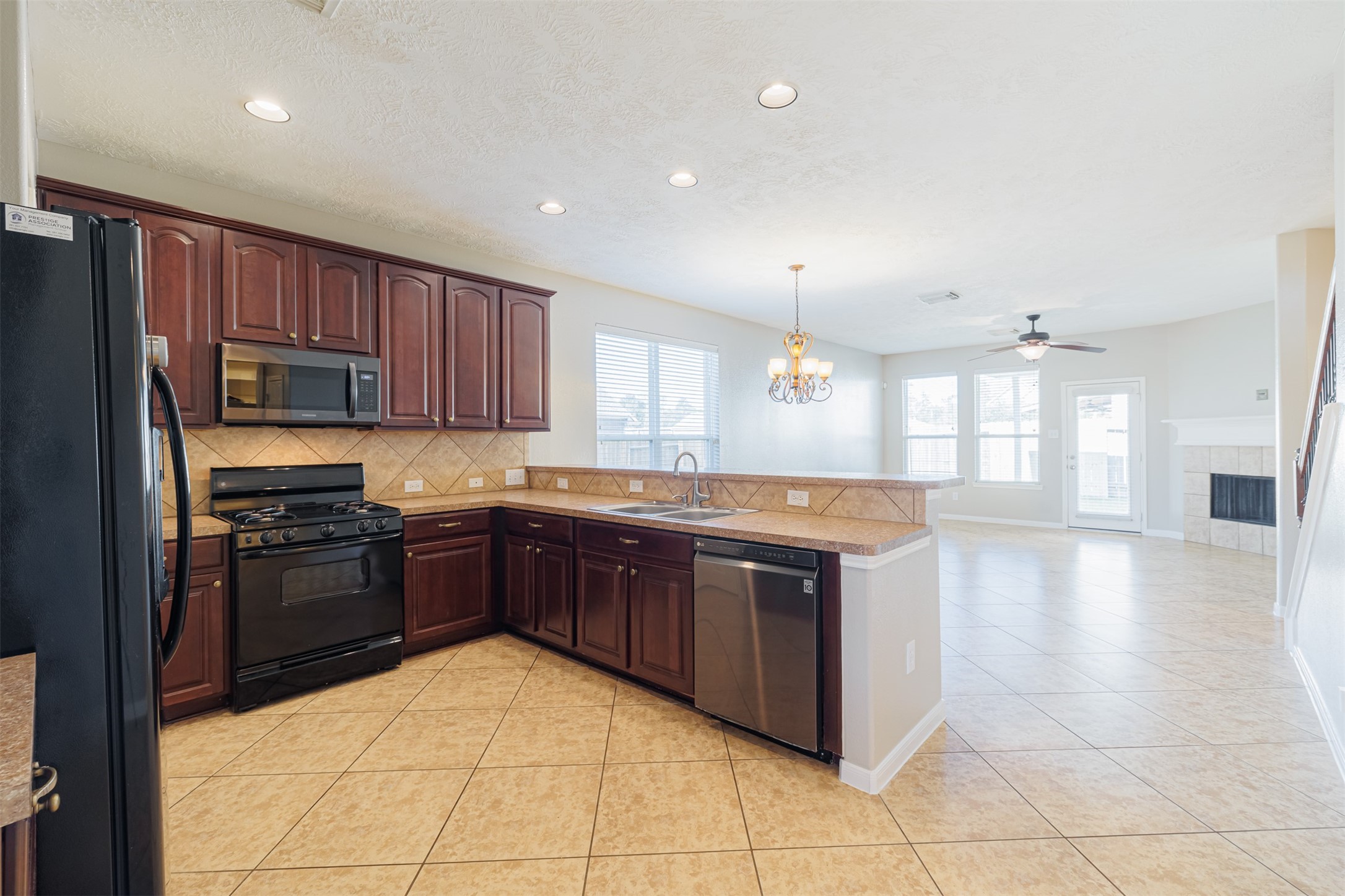 8322 Encinitas Cove Drive Property Photo 4