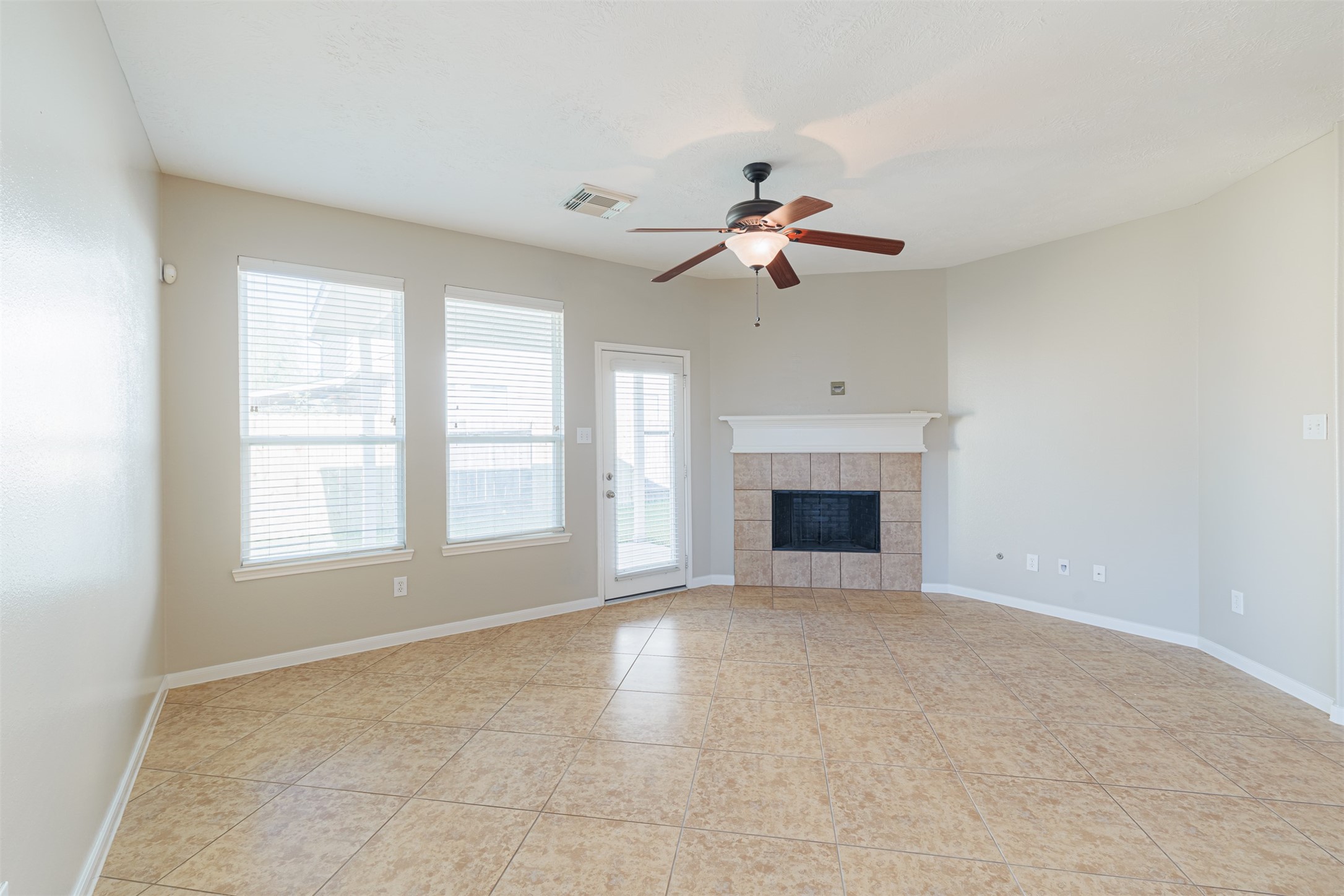 8322 Encinitas Cove Drive Property Photo 7