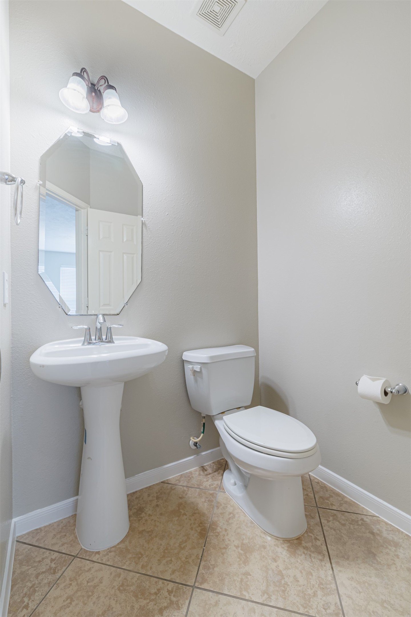8322 Encinitas Cove Drive Property Photo 14