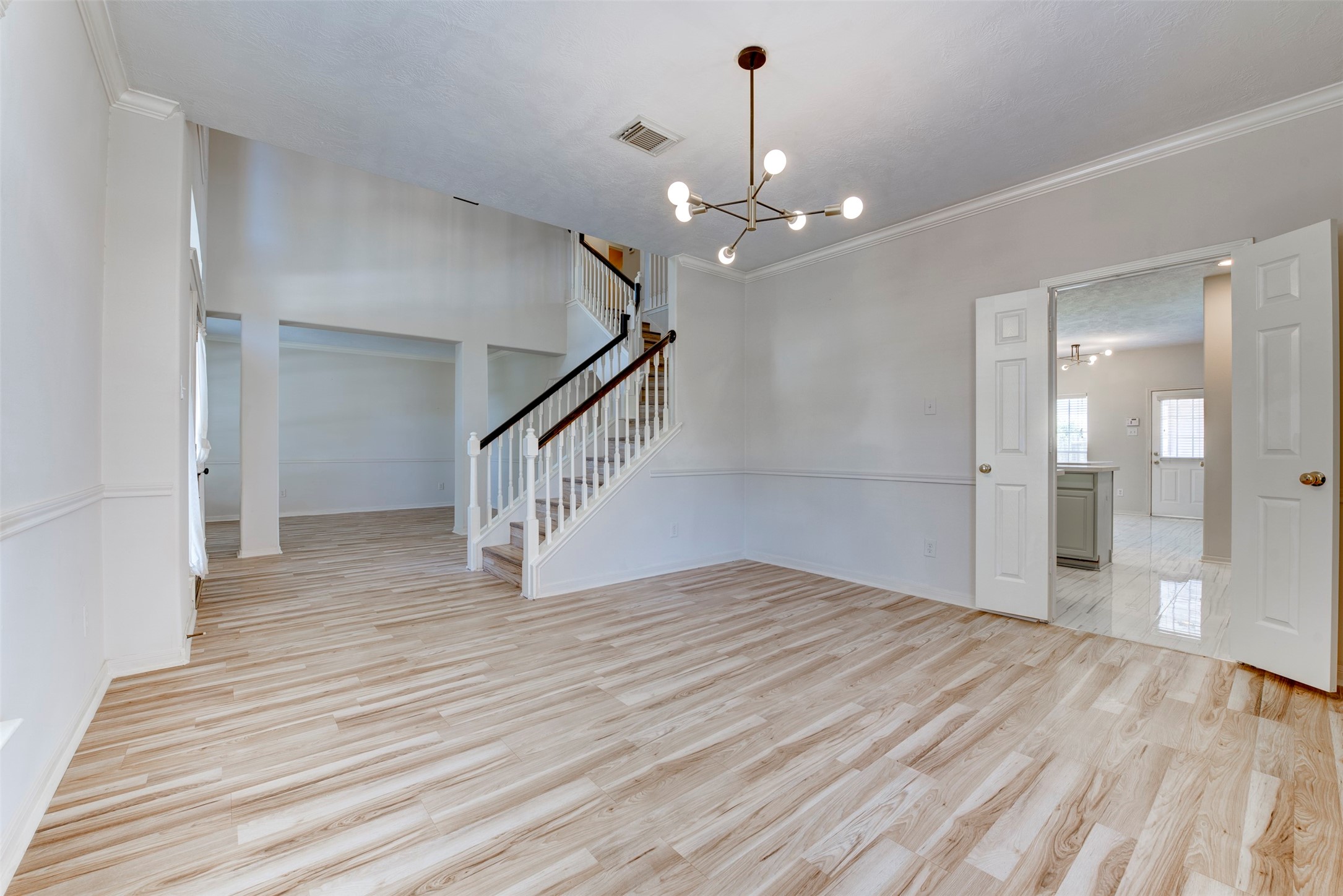 7330 Kainer Springs Lane Property Photo 3