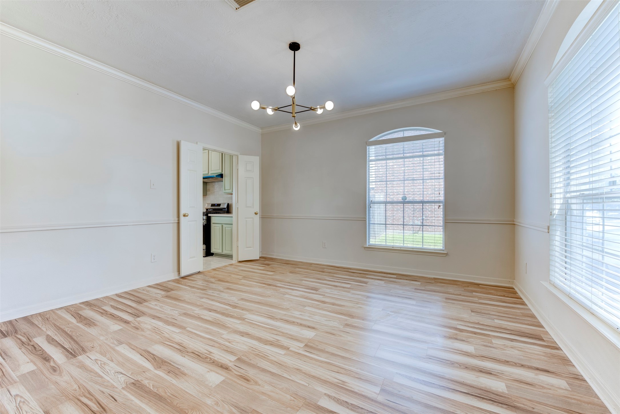 7330 Kainer Springs Lane Property Photo 4