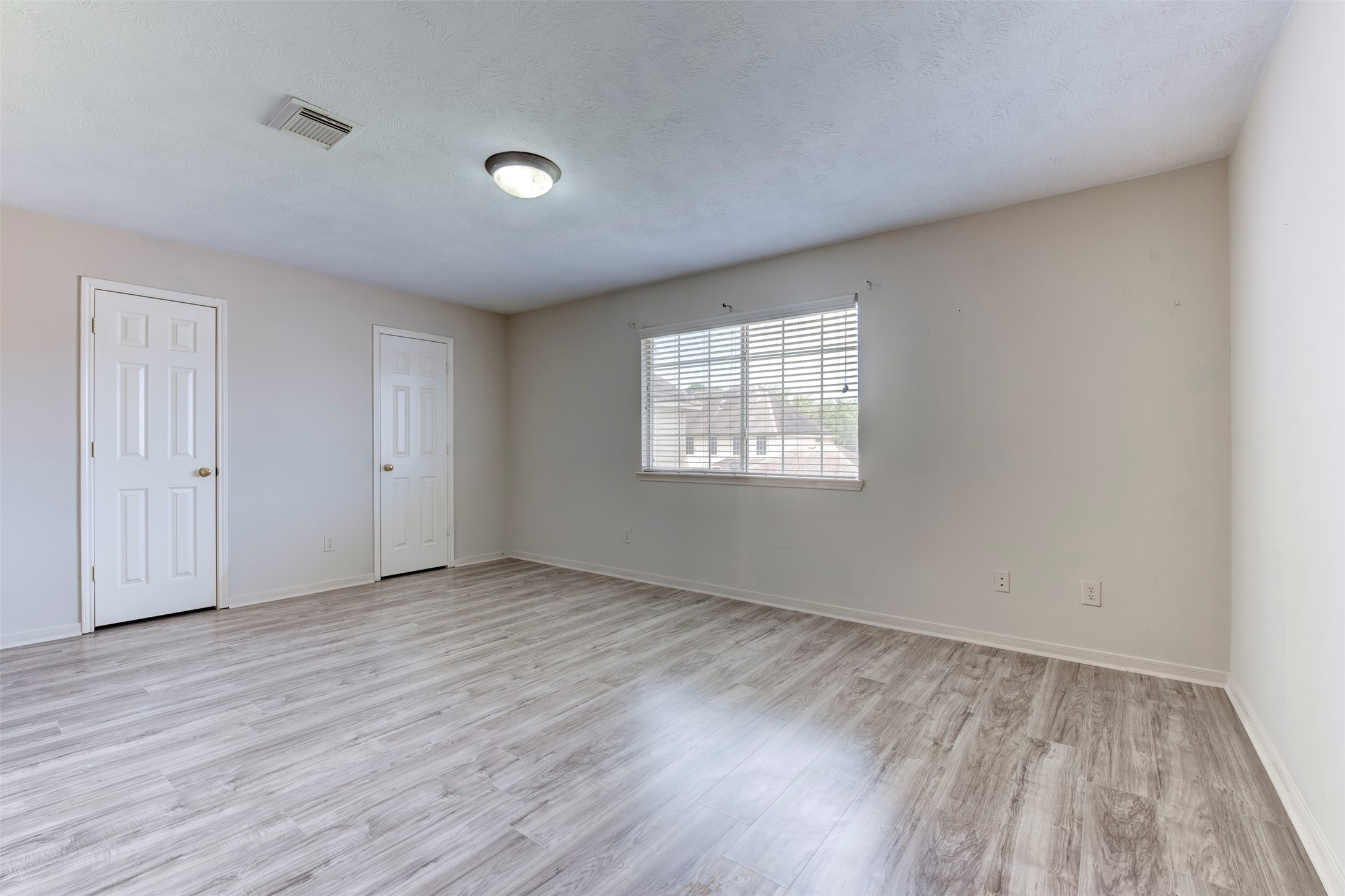 7330 Kainer Springs Lane Property Photo 28