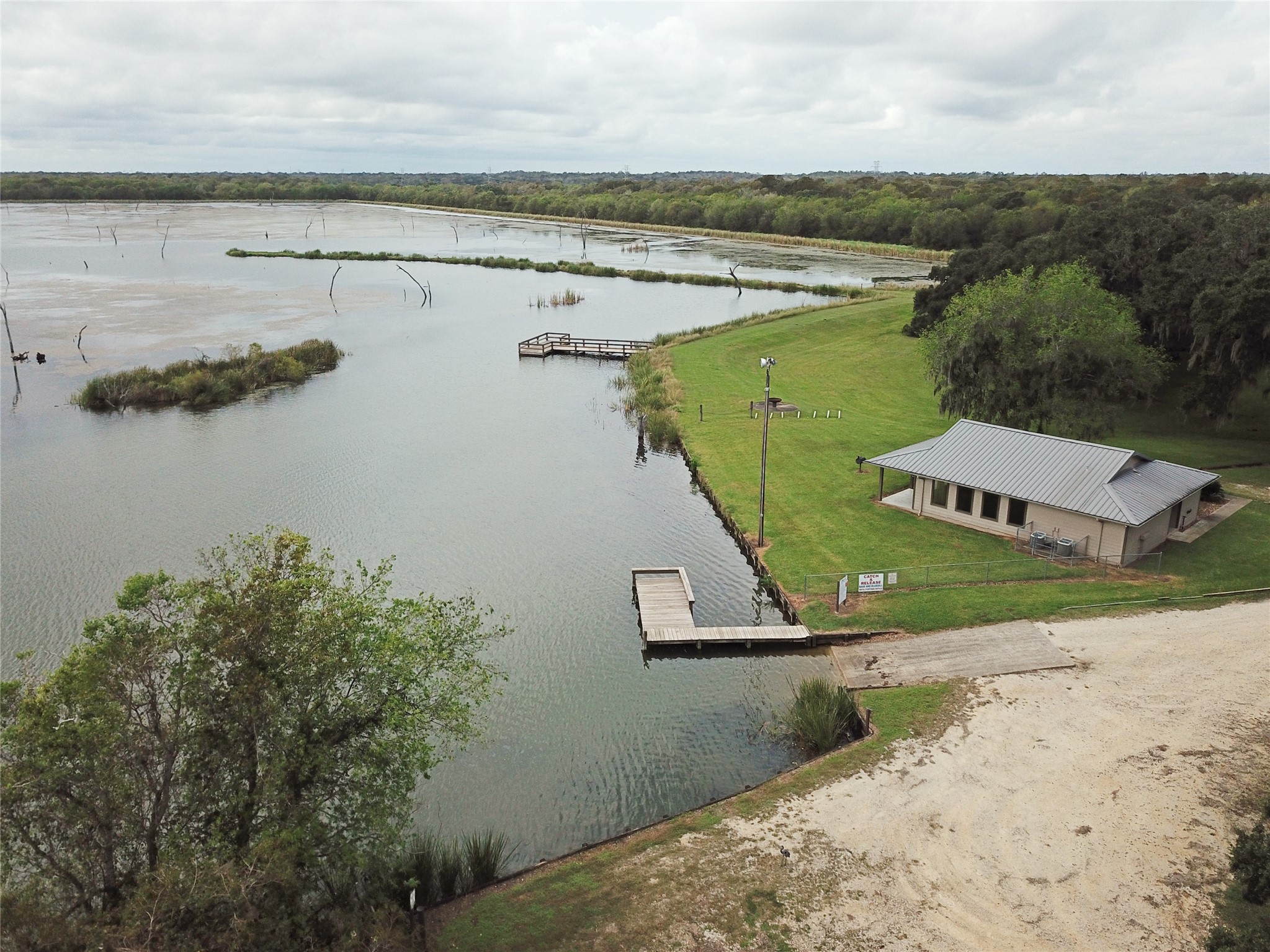 137 Stampede Trail Property Photo 6