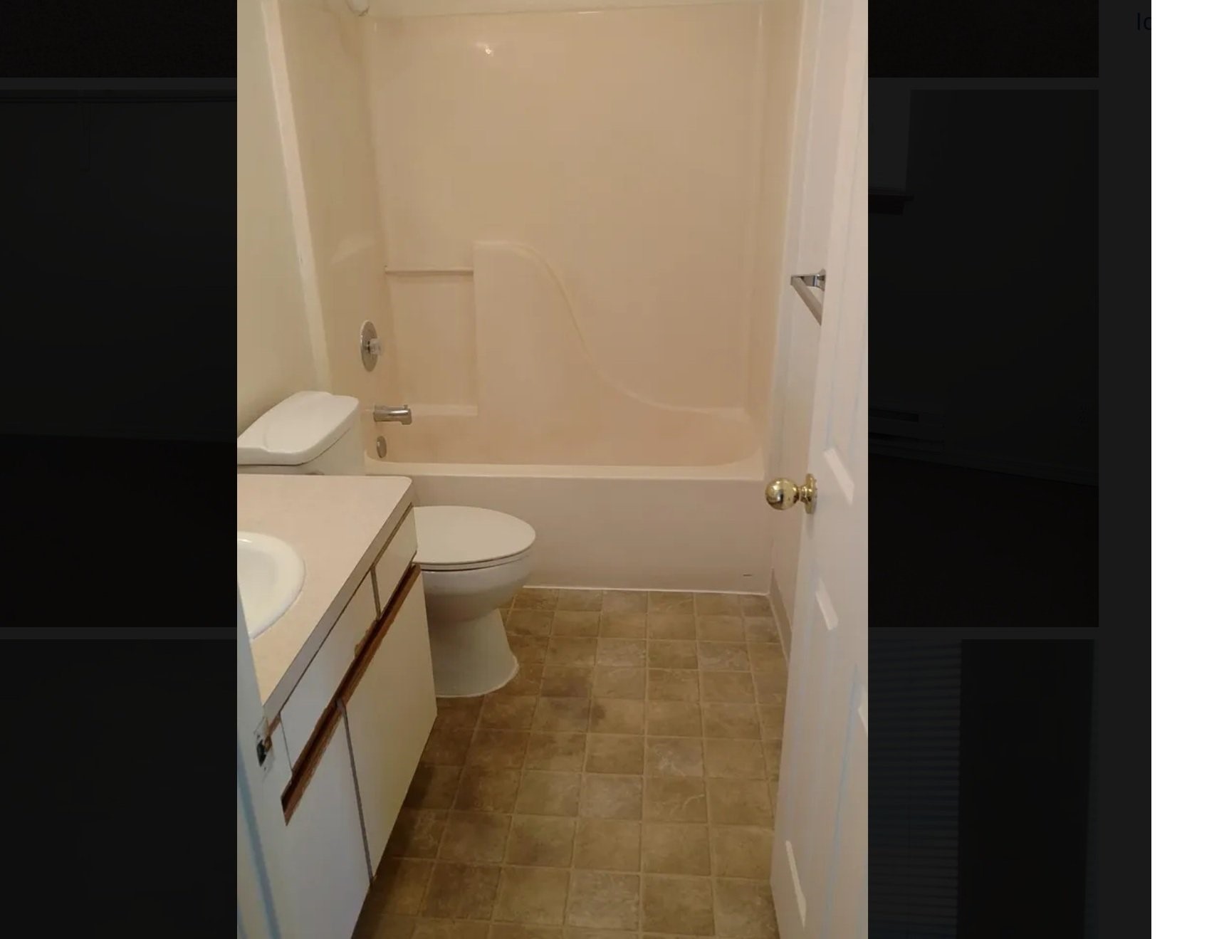 2135 Alan St Property Photo 6