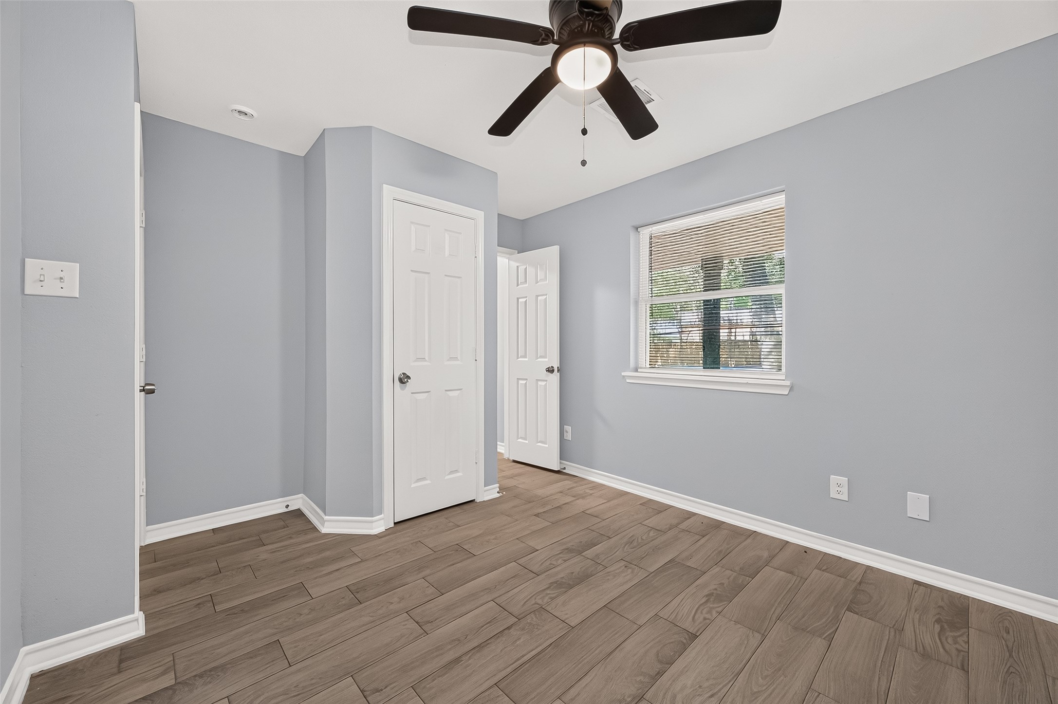 9898 Arbor Oak Property Photo 26