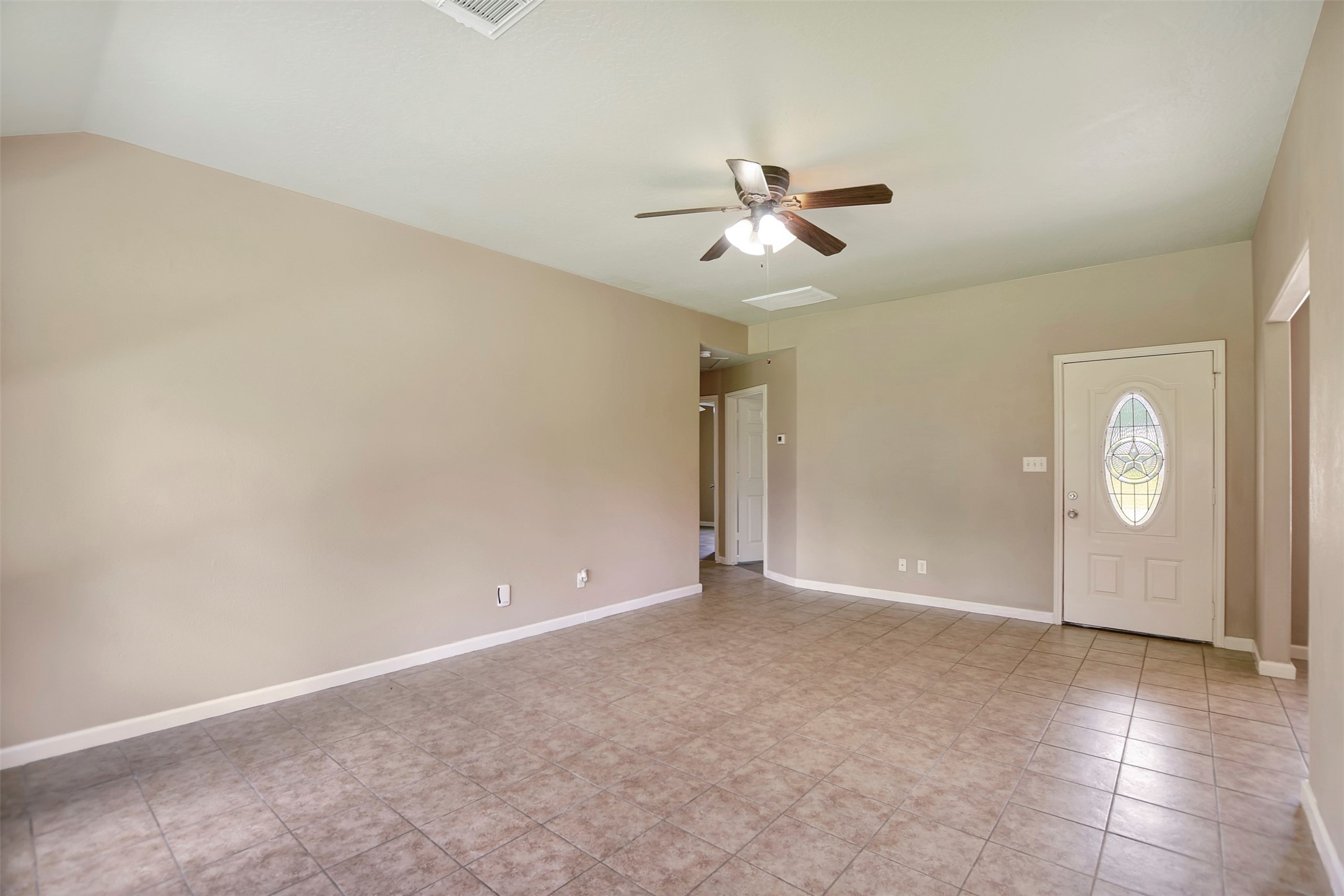 10731 Royal Terrell Drive Property Photo 7