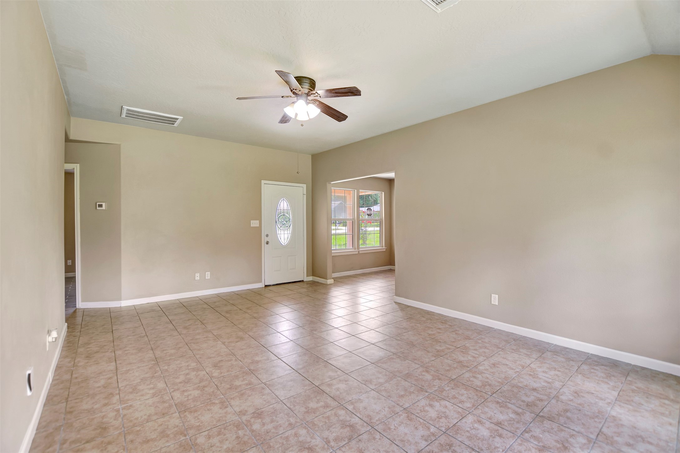 10731 Royal Terrell Drive Property Photo 8