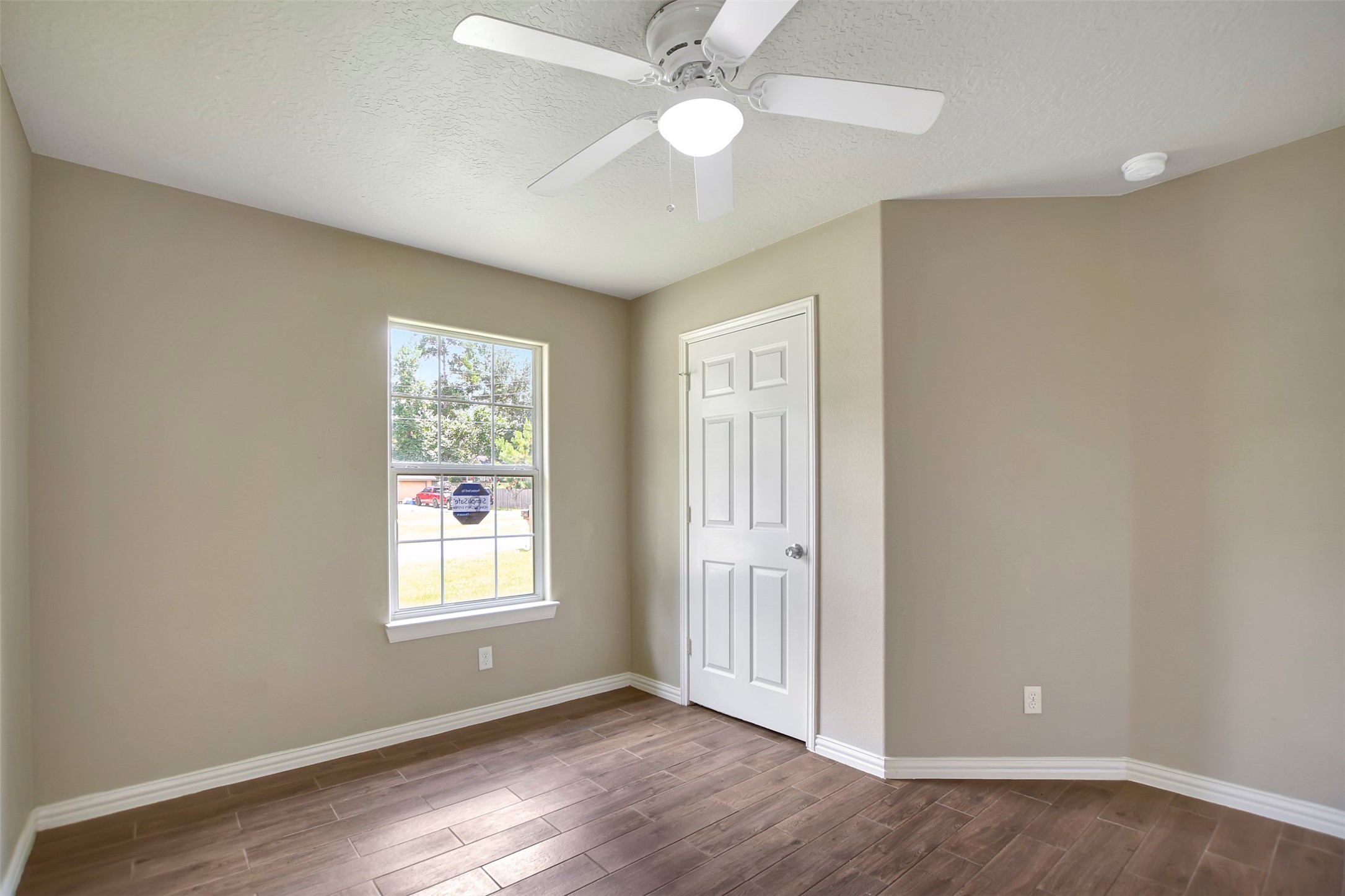 10731 Royal Terrell Drive Property Photo 24