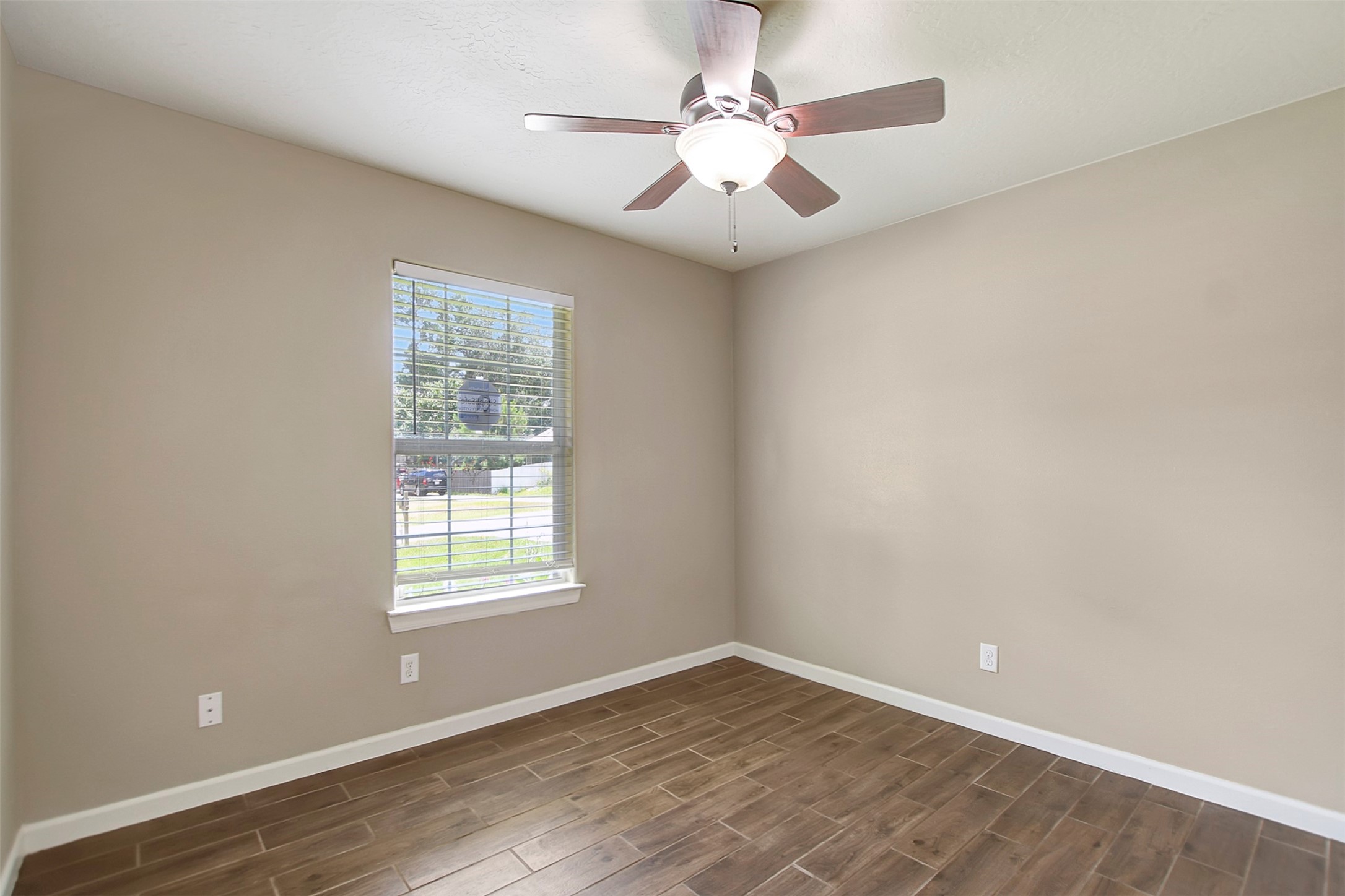 10731 Royal Terrell Drive Property Photo 25