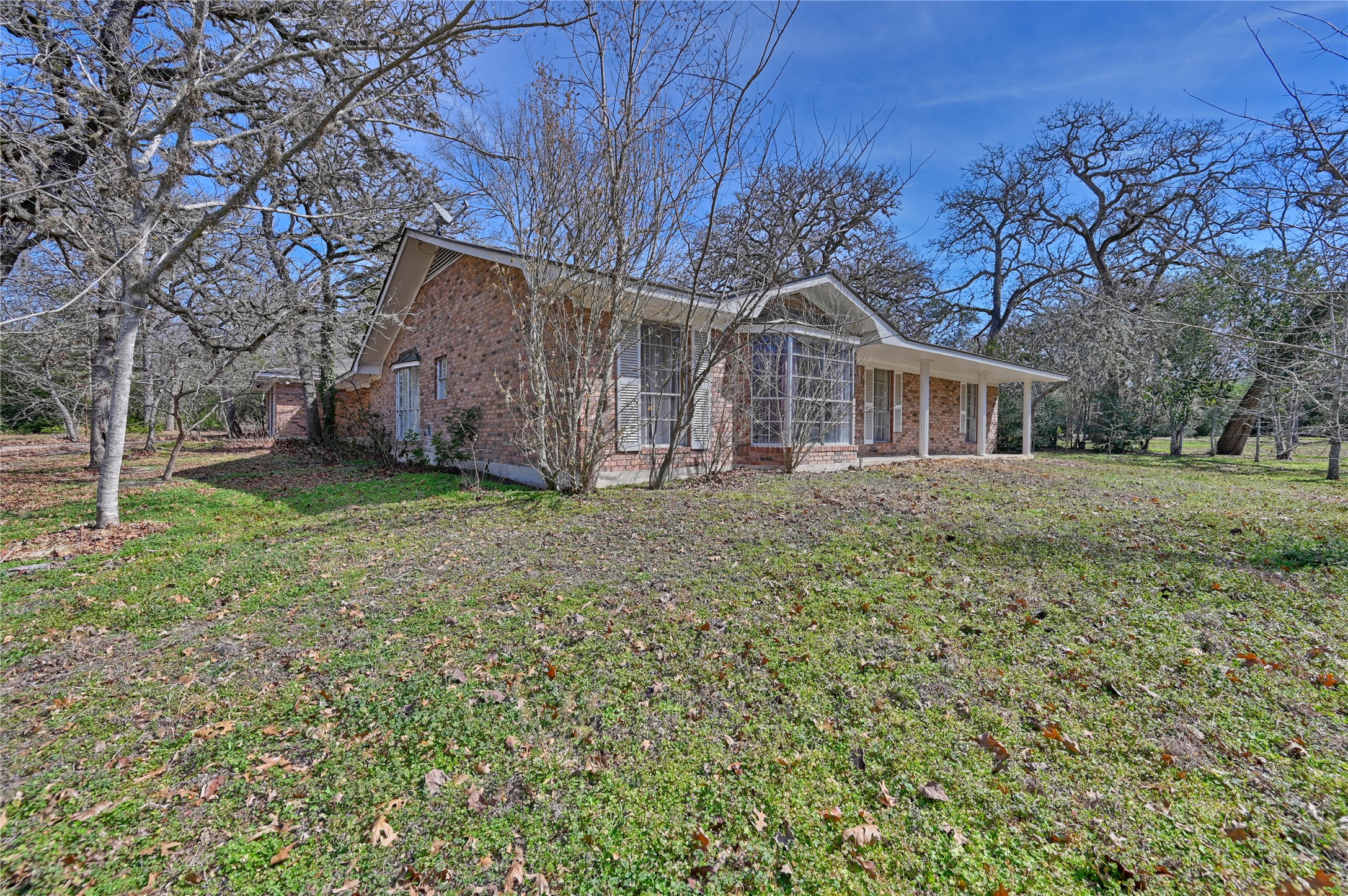 176 Fm 2679 Property Photo 4