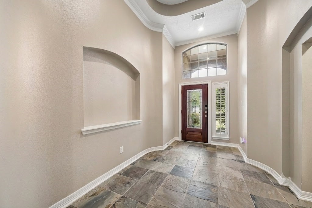 9514 Tallow Court Property Photo 6