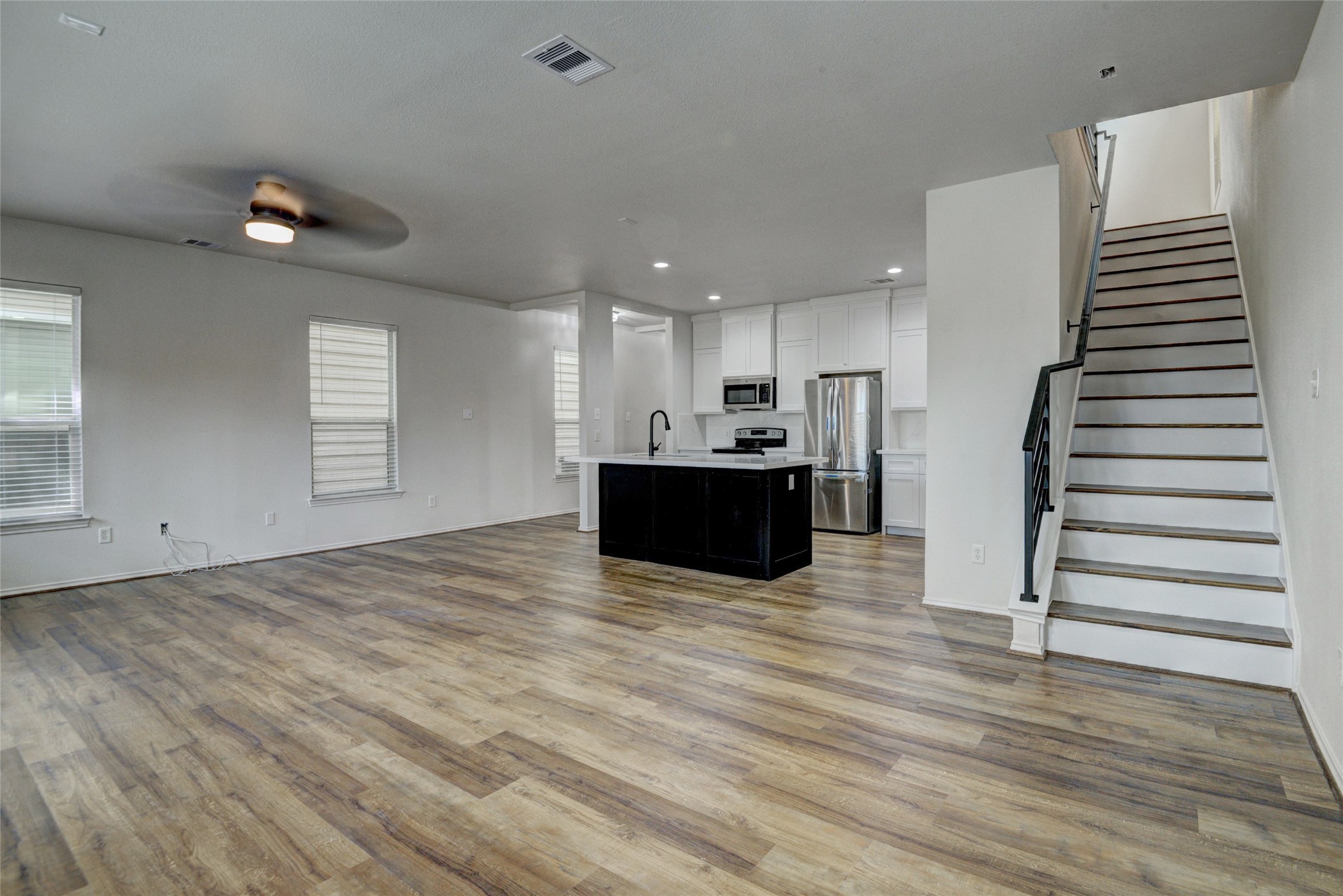 7042 Plum Creek Terrace Lane Property Photo 15