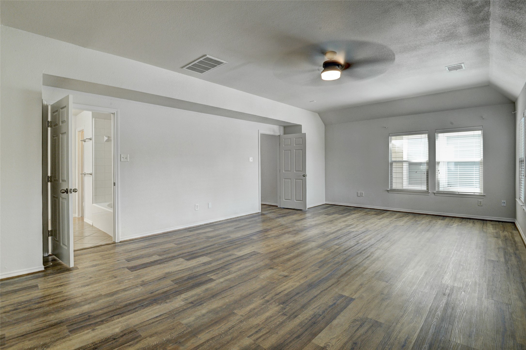 7042 Plum Creek Terrace Lane Property Photo 25