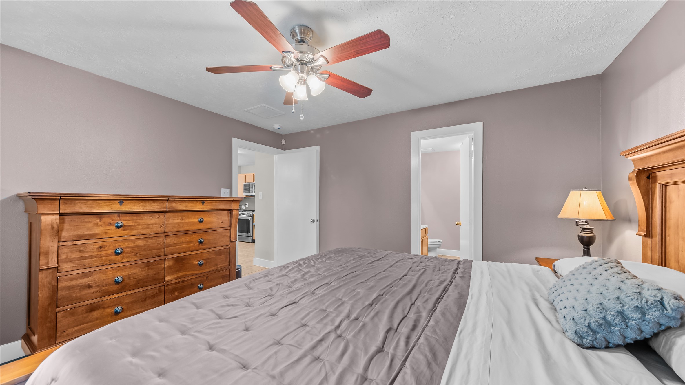 9906 Farrell Drive Property Photo 13