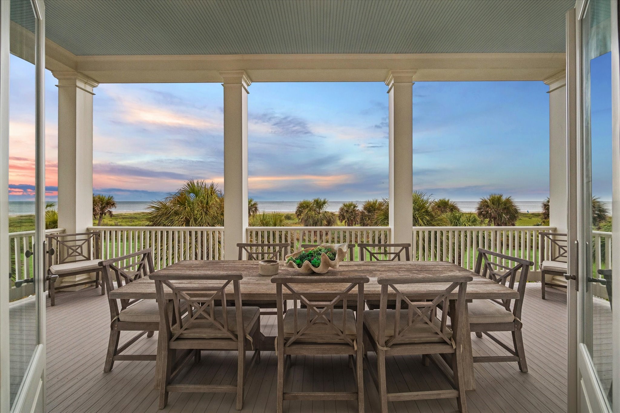 2601 E Seaside Drive Property Photo 8