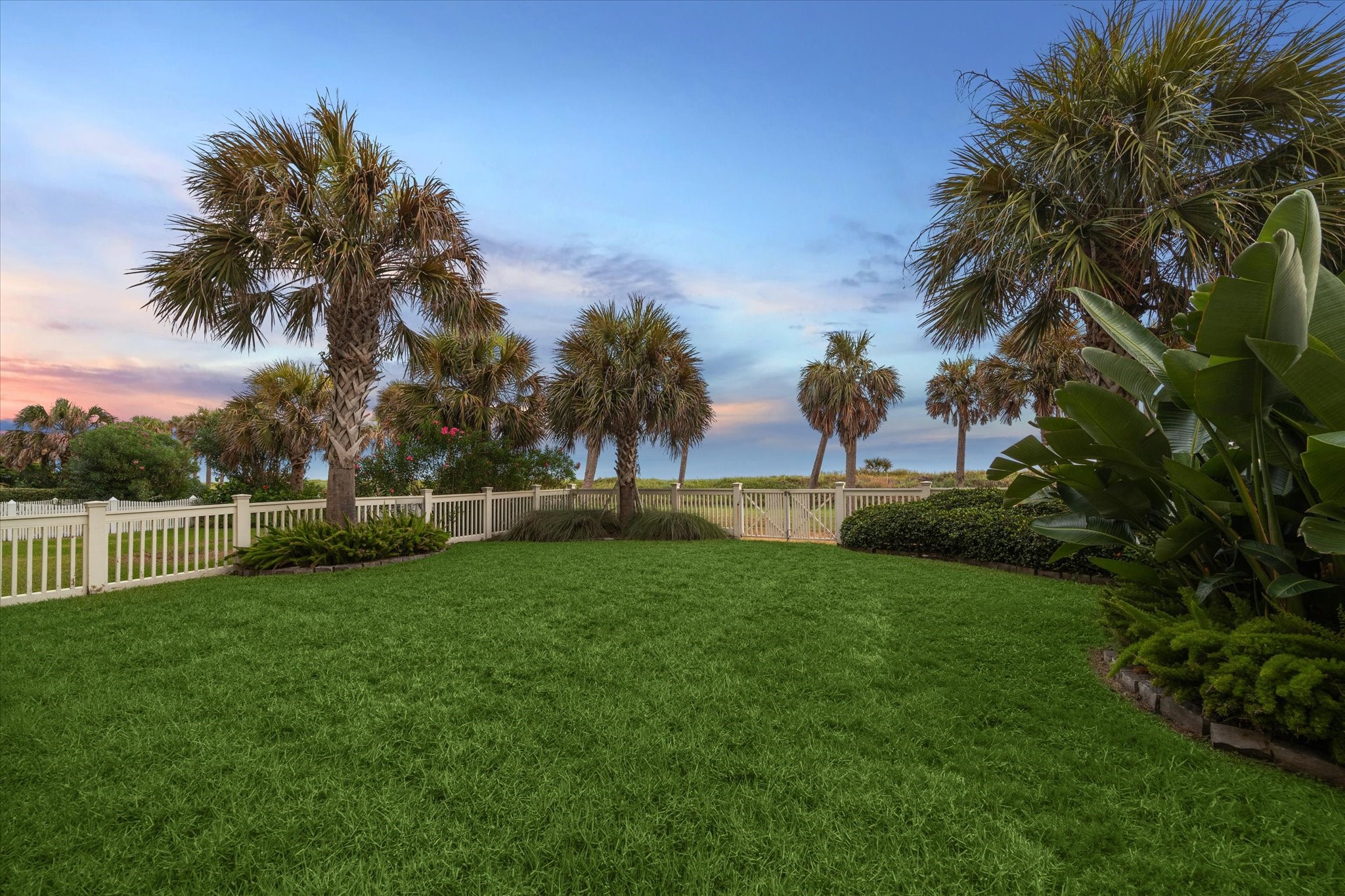2601 E Seaside Drive Property Photo 36