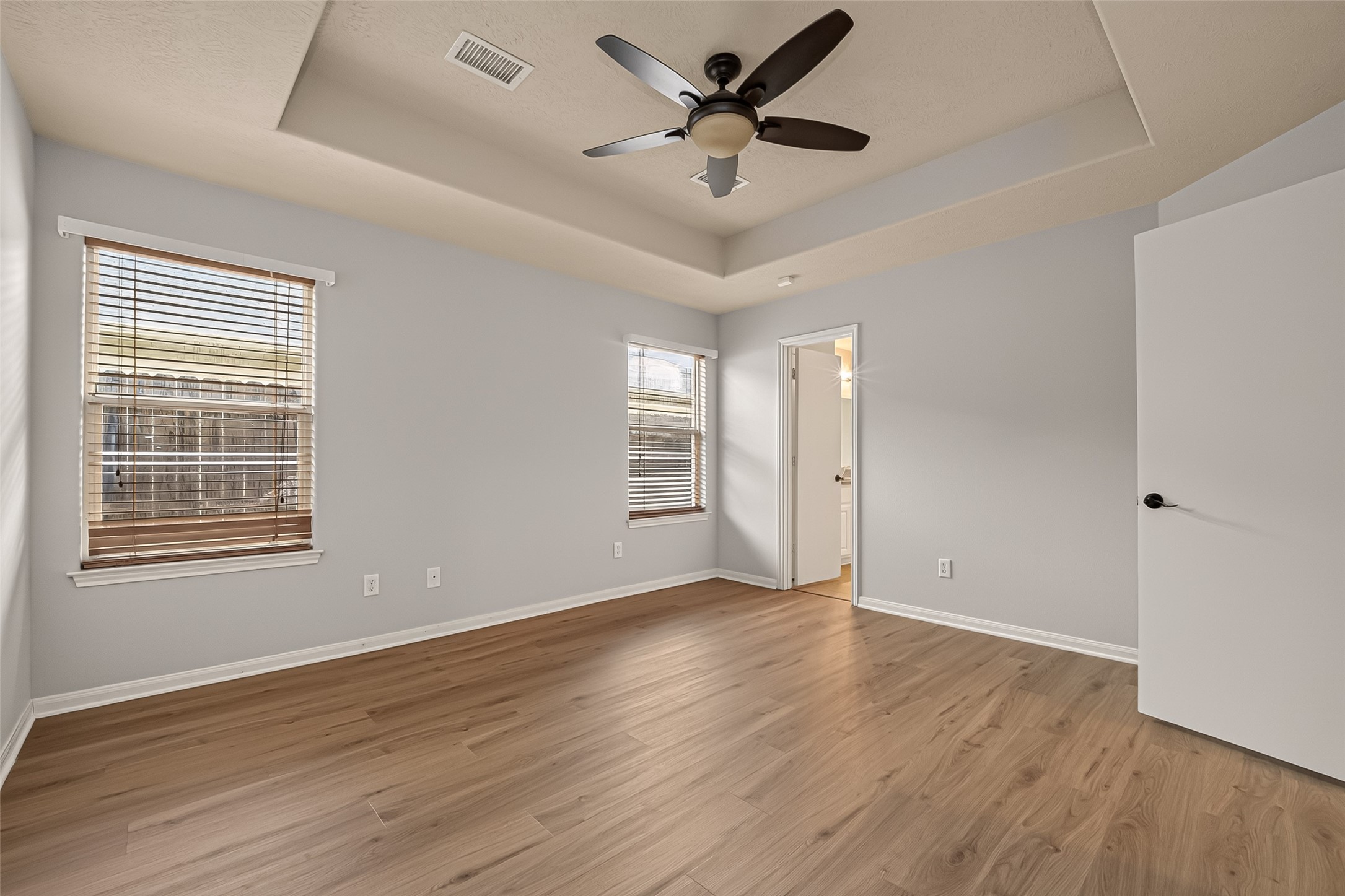 16299 Hidden Deer Lane Property Photo 8
