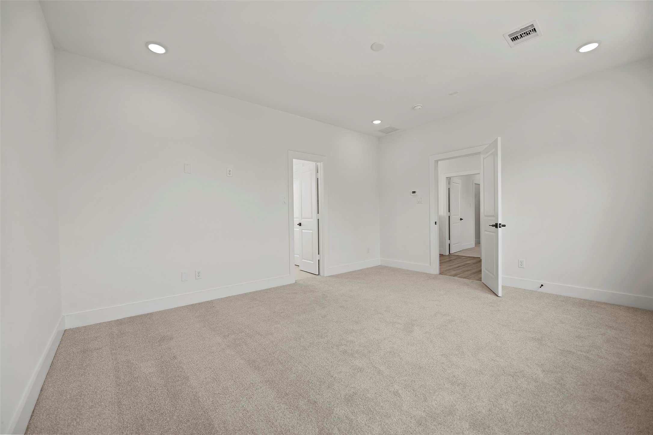 870 W Little York Road B Property Photo 28