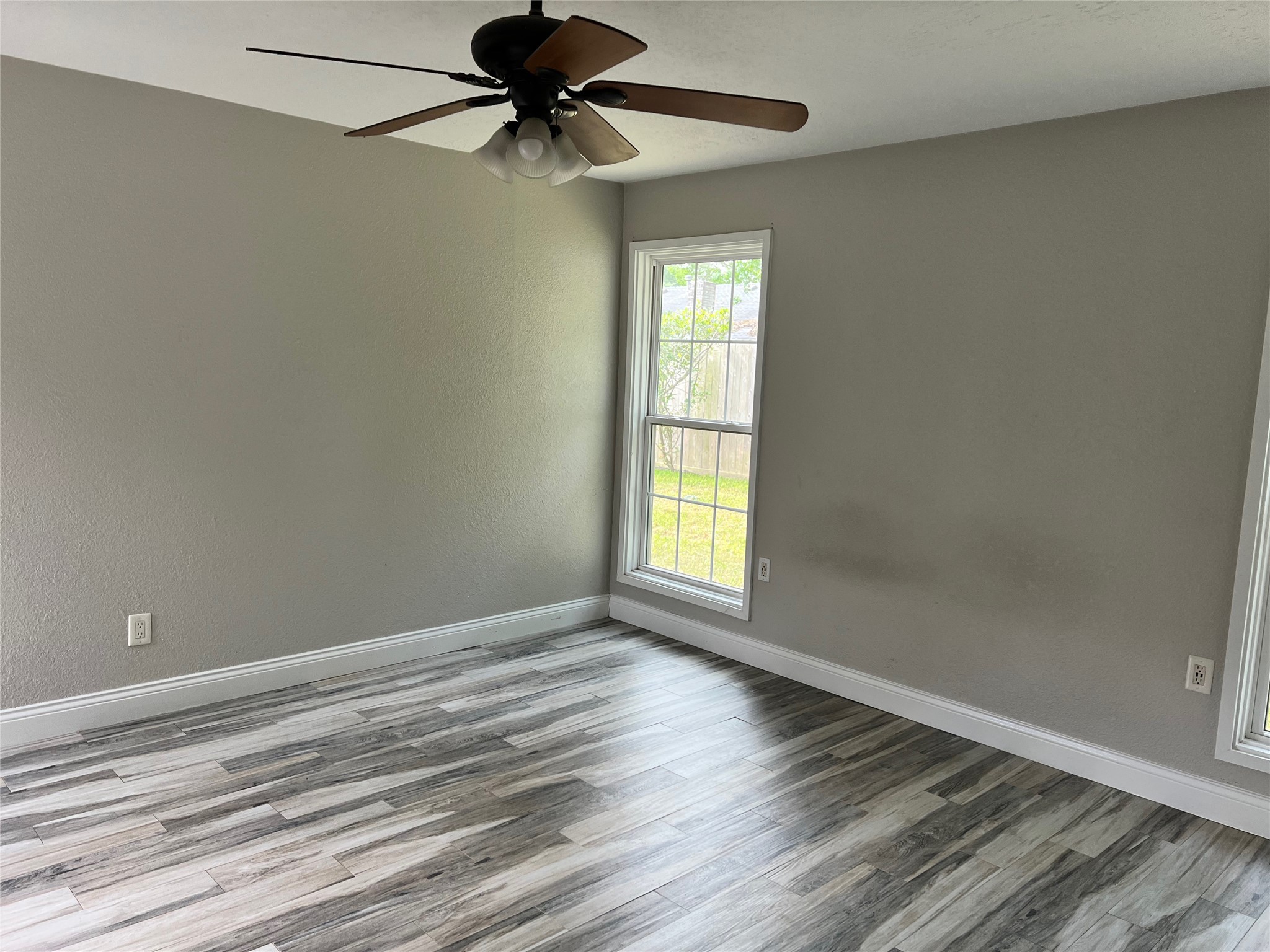 17511 Glenhew Road Property Photo 6