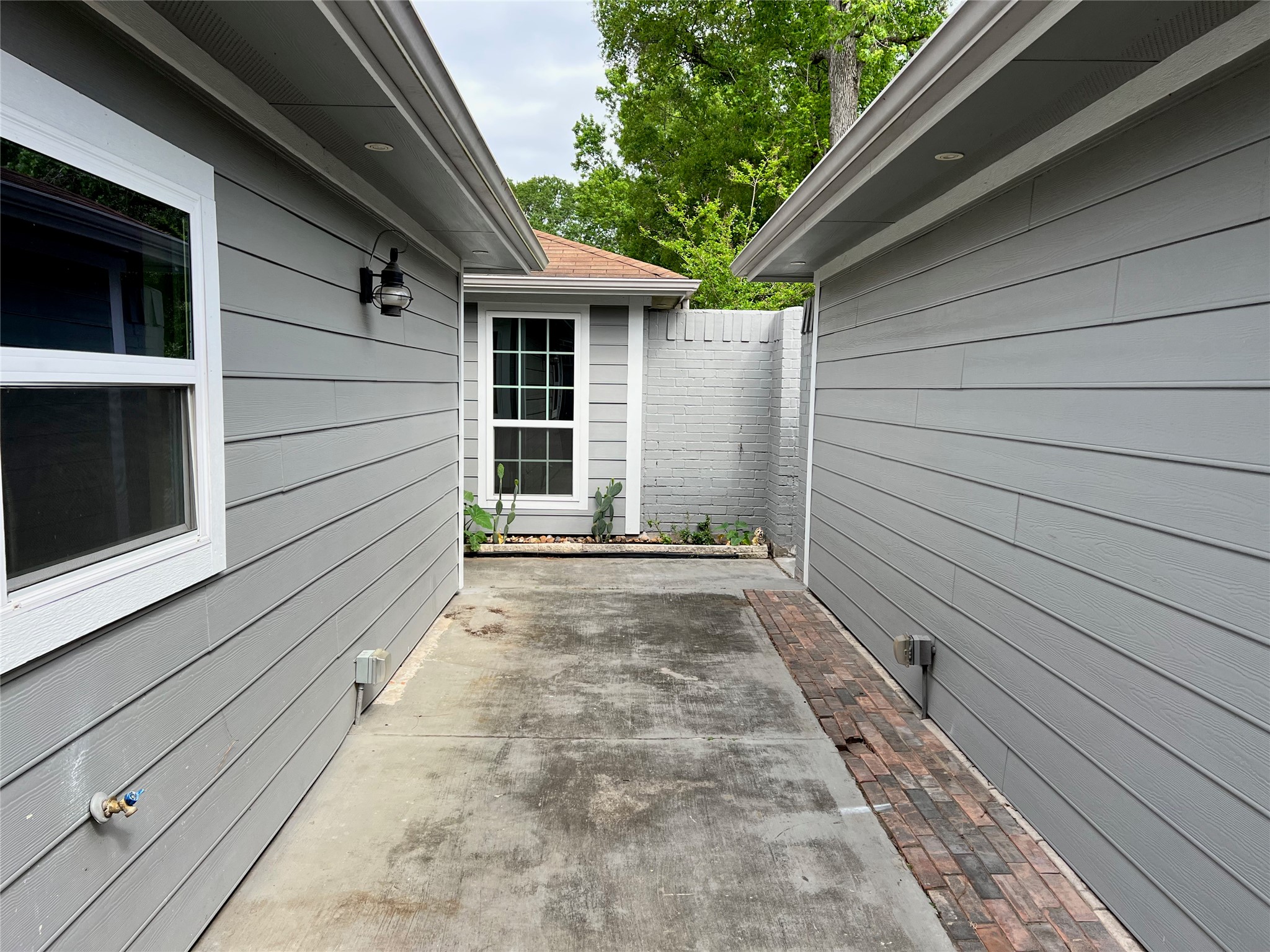 17511 Glenhew Road Property Photo 13