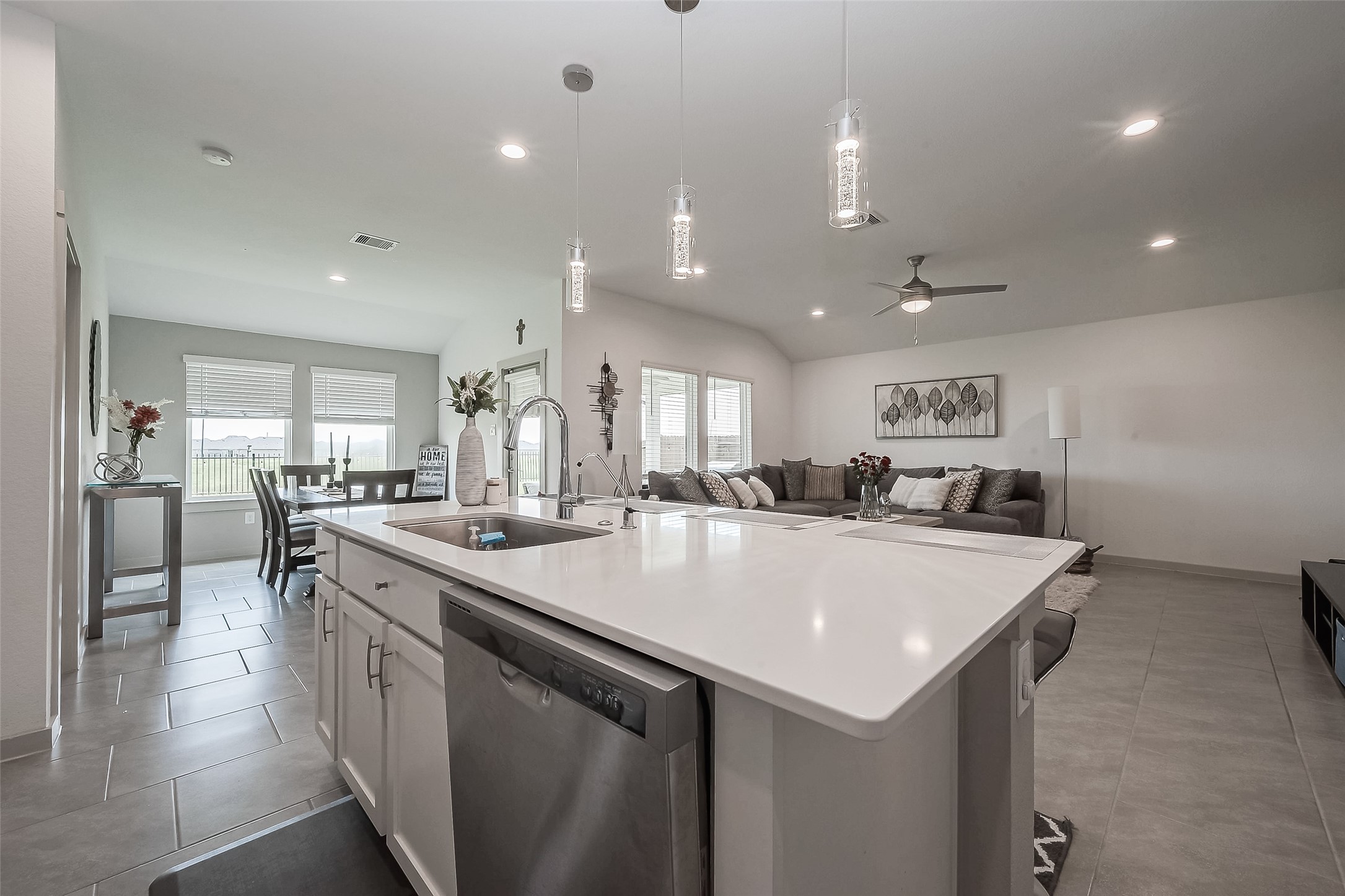 28955 Yulee Mill Drive Property Photo 4