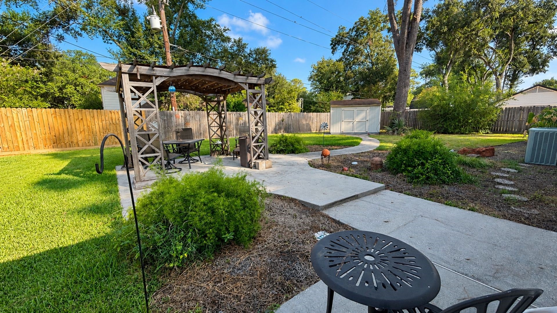 12718 Park Forest Drive Property Photo 14