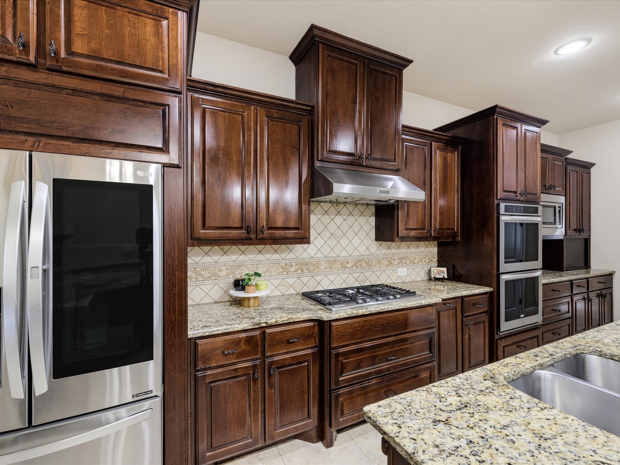 15707 Azalea Shores Drive Property Photo 13