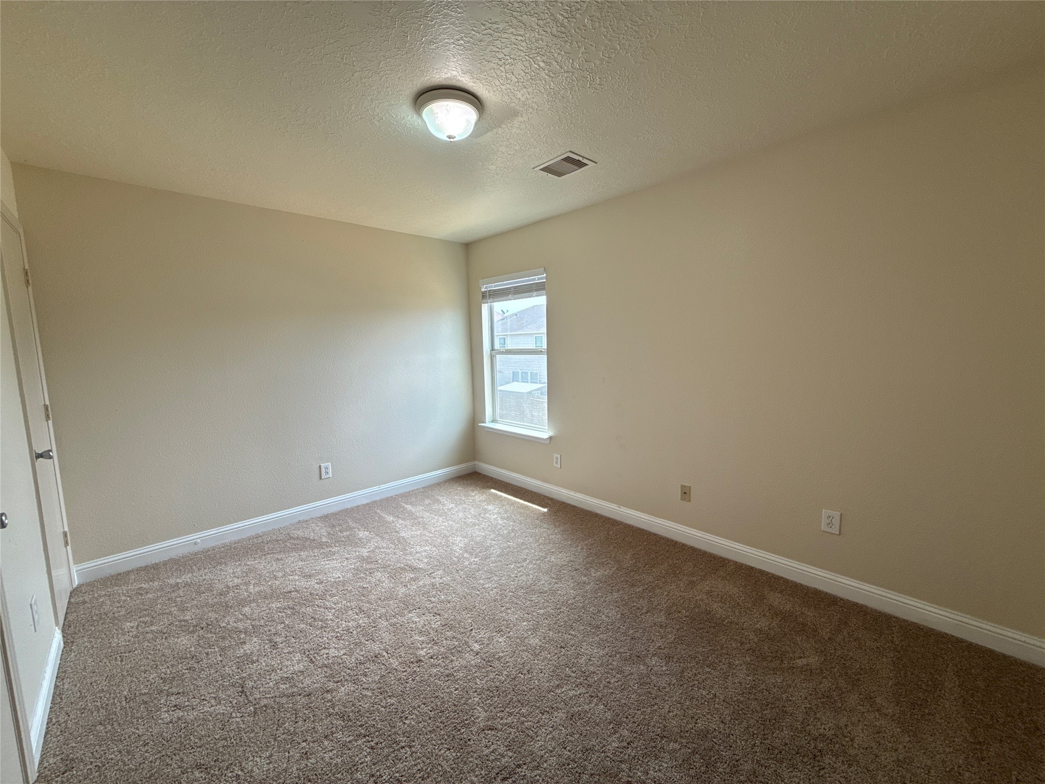 3115 Ribbon Creek Way Property Photo 11