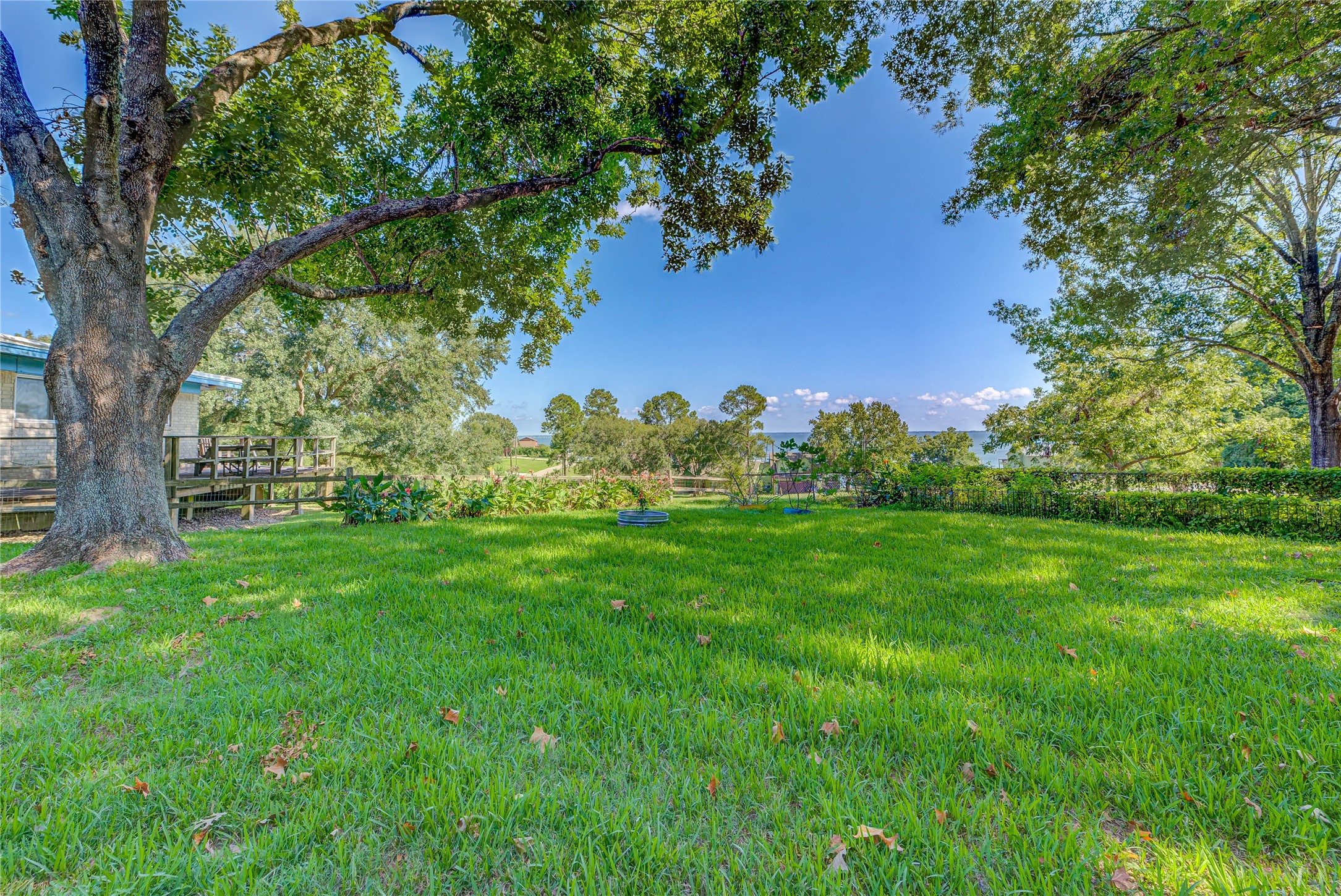 20 Valley Drive Property Photo 12