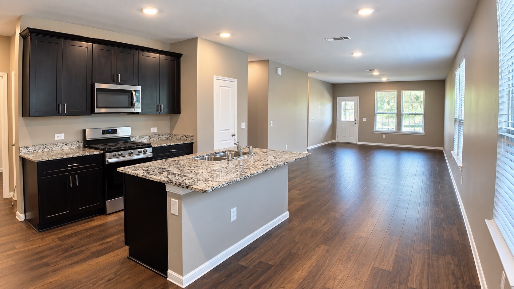 14479 Cedar Ledge Lane Property Photo 4