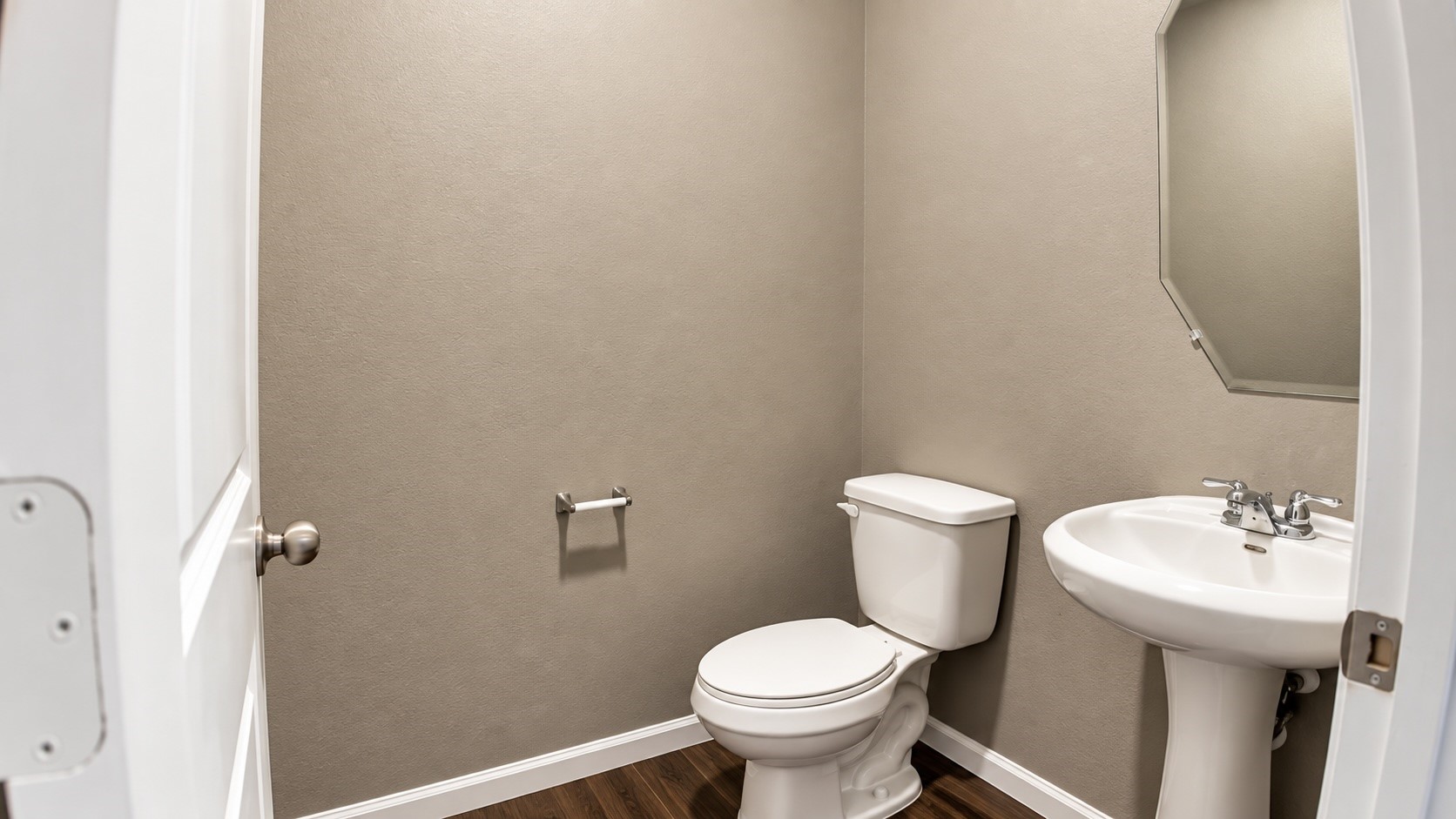 14479 Cedar Ledge Lane Property Photo 12