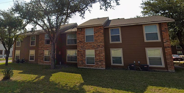 513 W Frontage St Property Photo 2