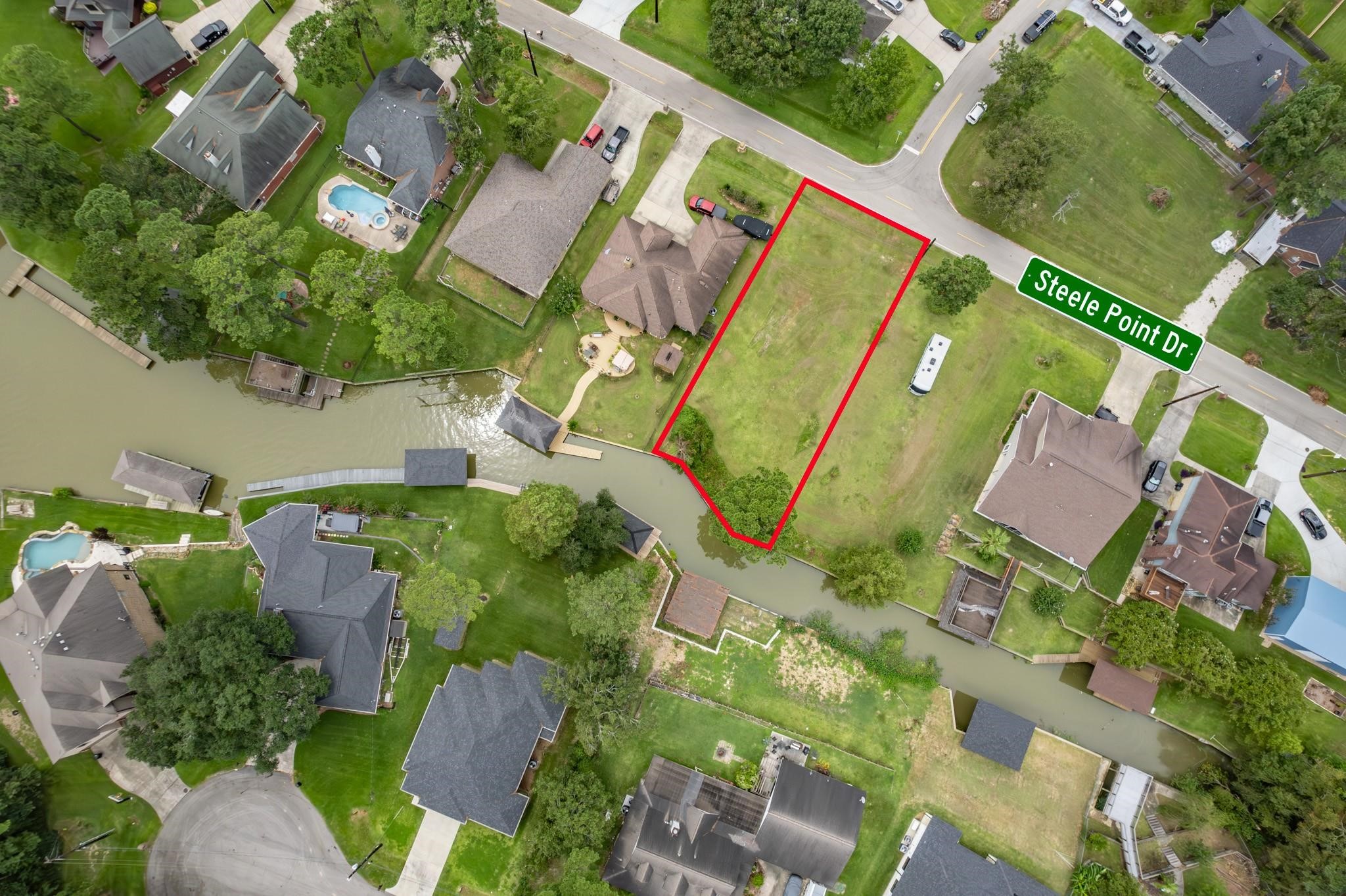 18222 Steele Point Drive Property Photo 4