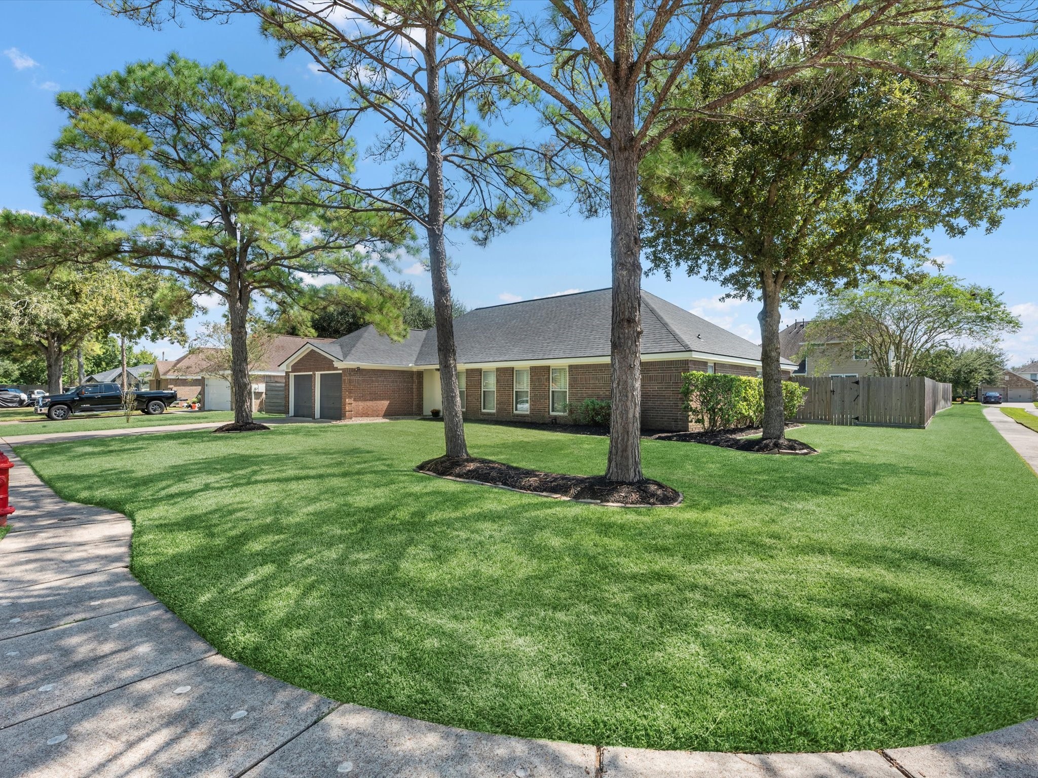 3029 Glen Iris Drive Property Photo 6