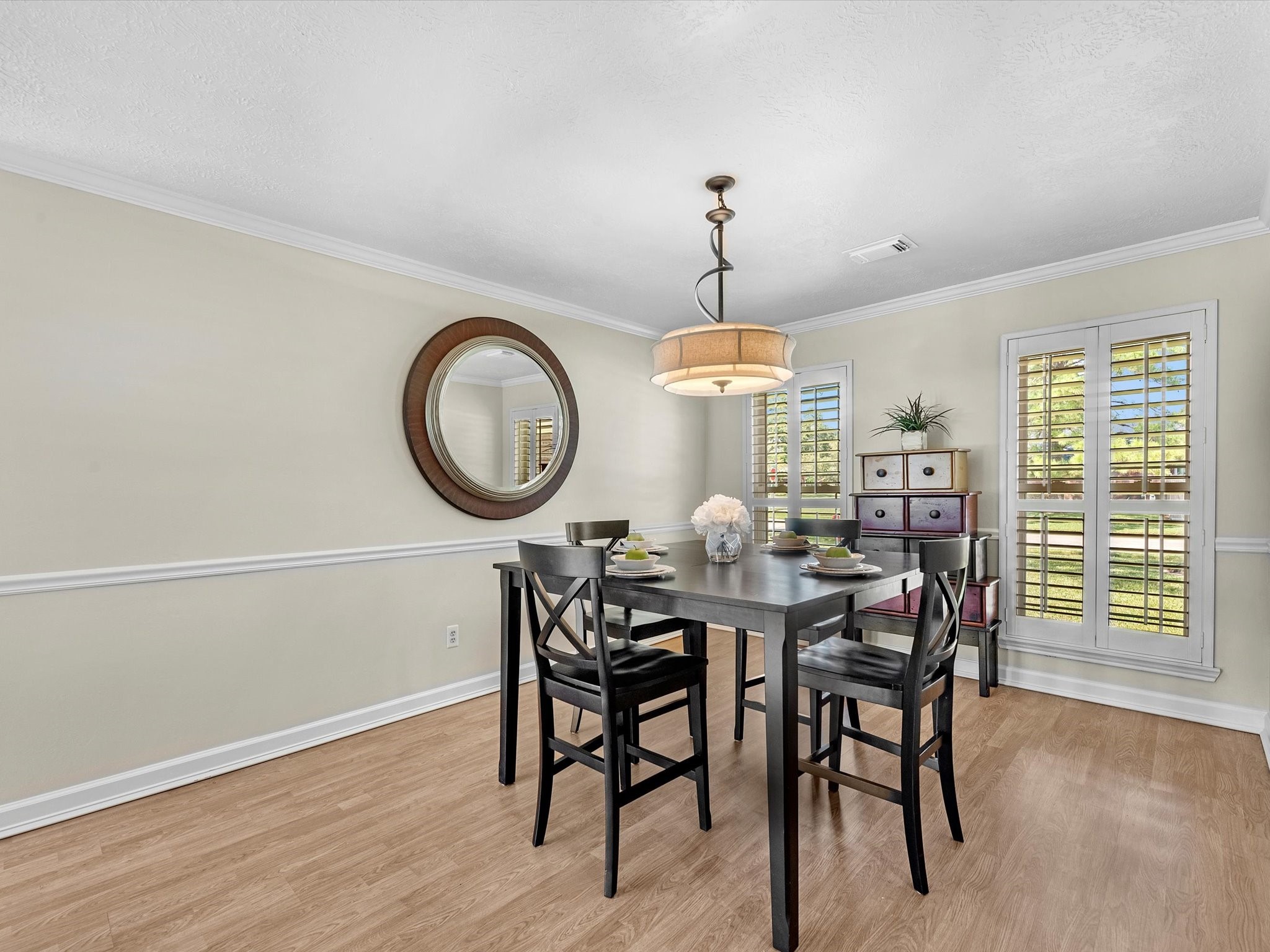 3029 Glen Iris Drive Property Photo 13