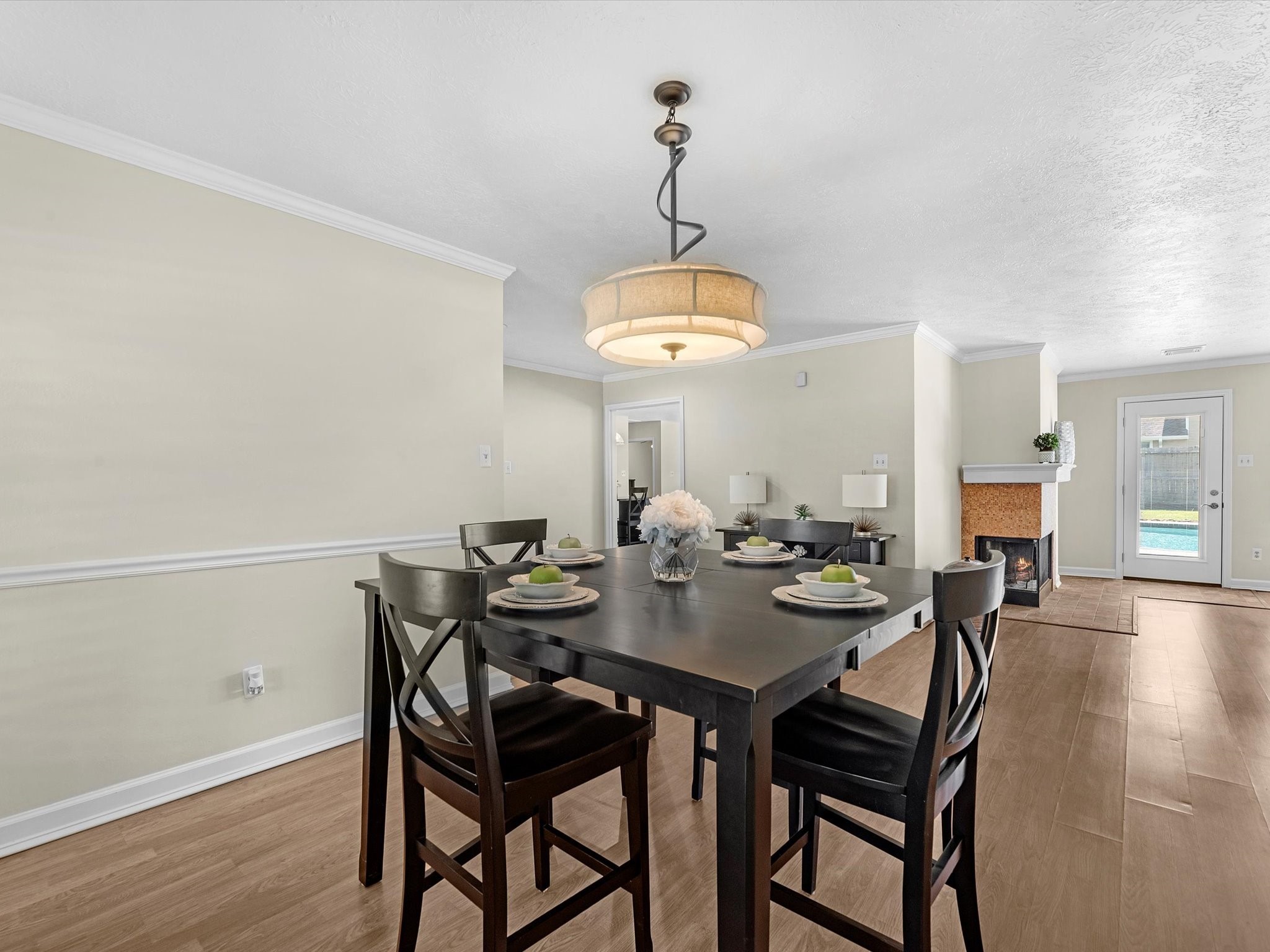 3029 Glen Iris Drive Property Photo 14