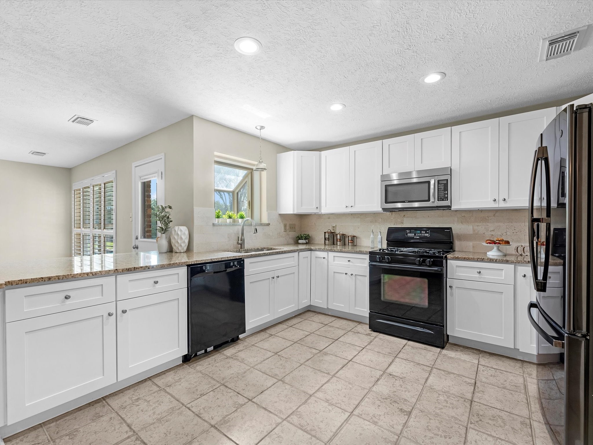 3029 Glen Iris Drive Property Photo 16