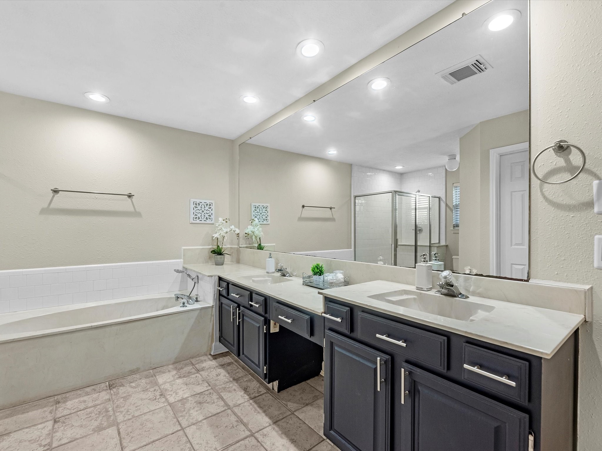 3029 Glen Iris Drive Property Photo 26