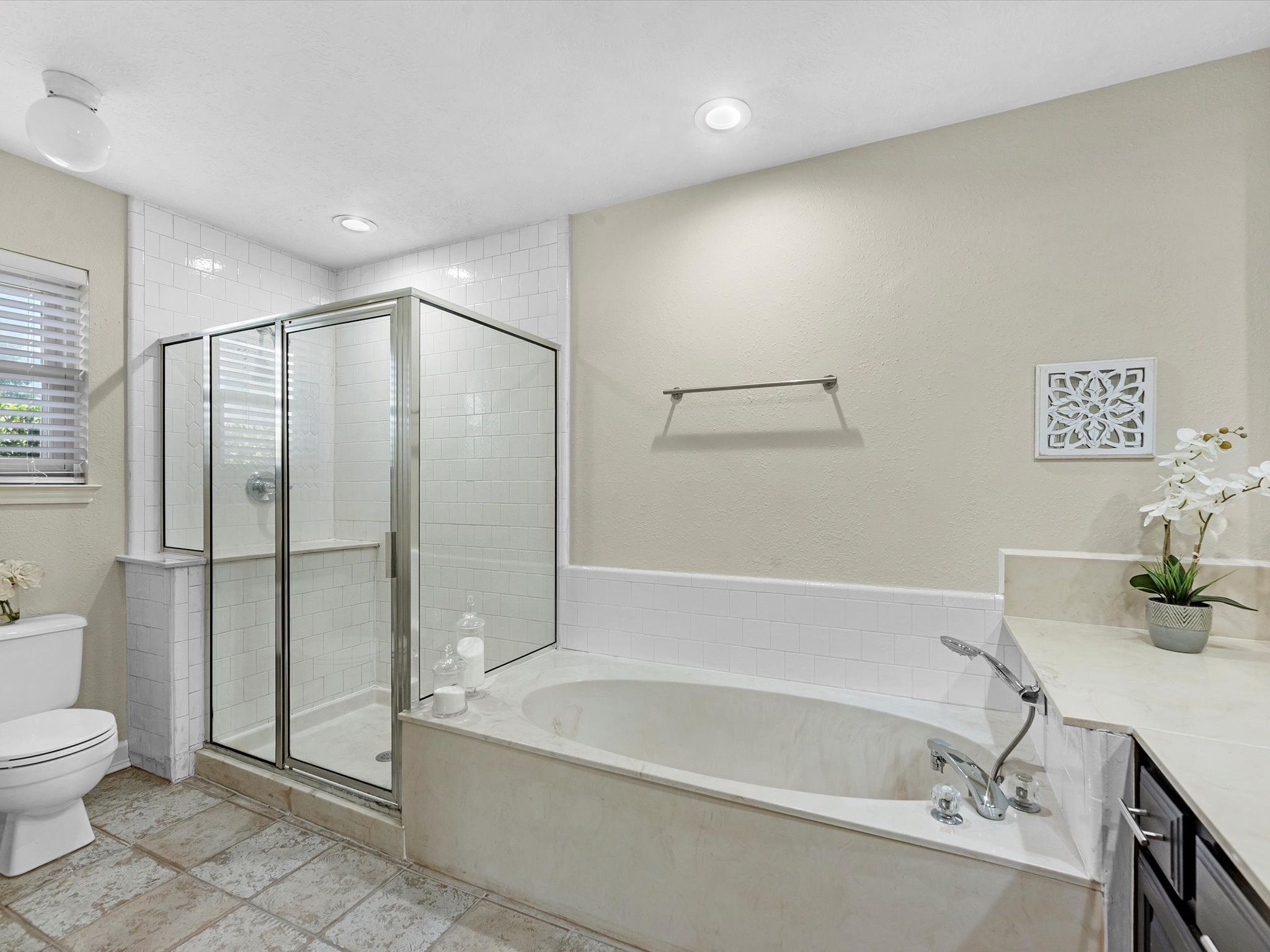 3029 Glen Iris Drive Property Photo 27